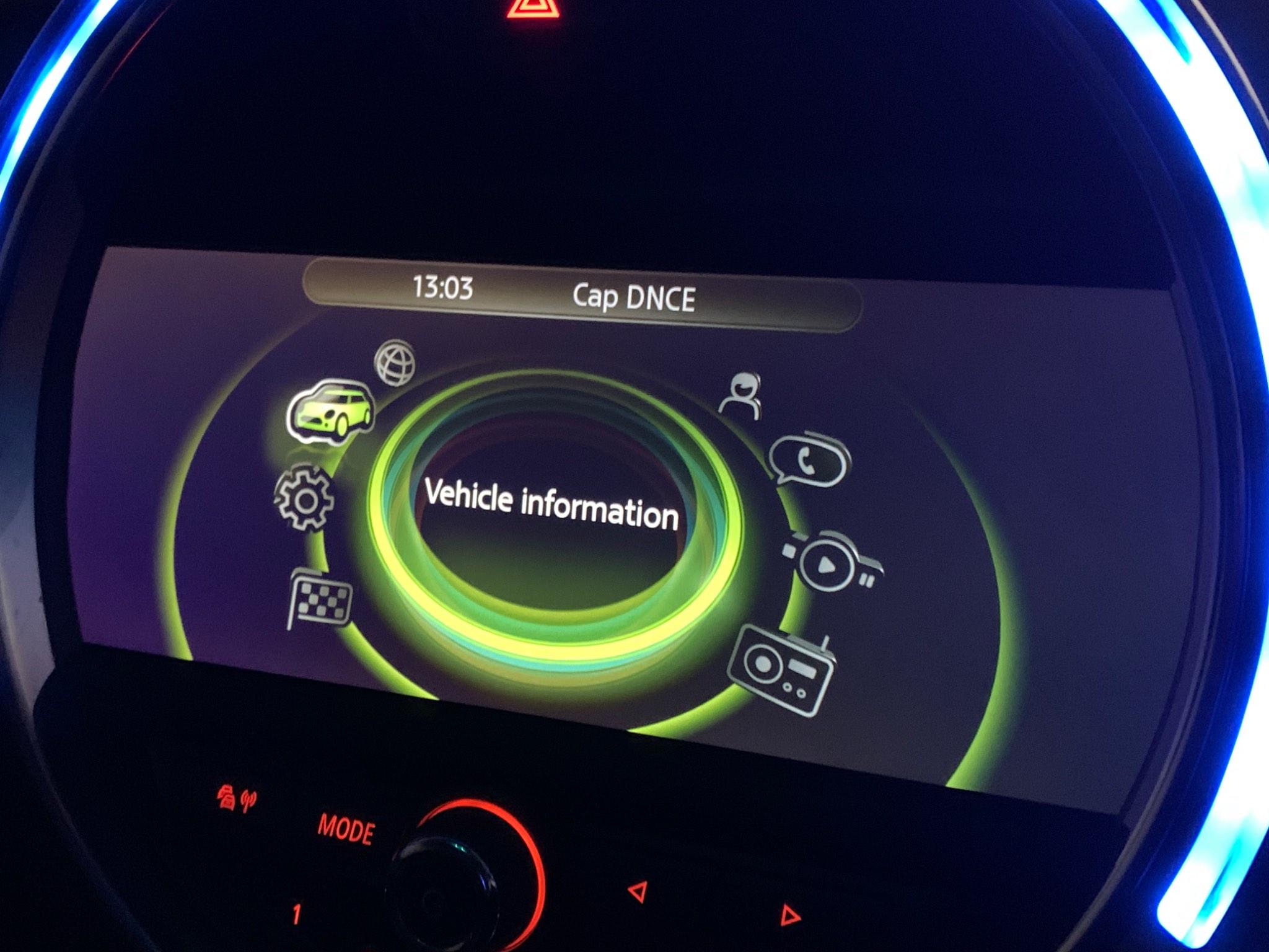 Mini Hatch view 32