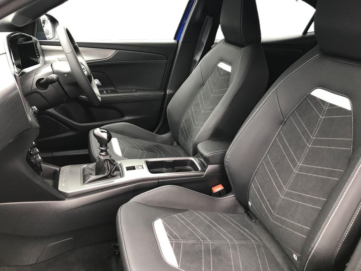 Vauxhall Mokka view 6