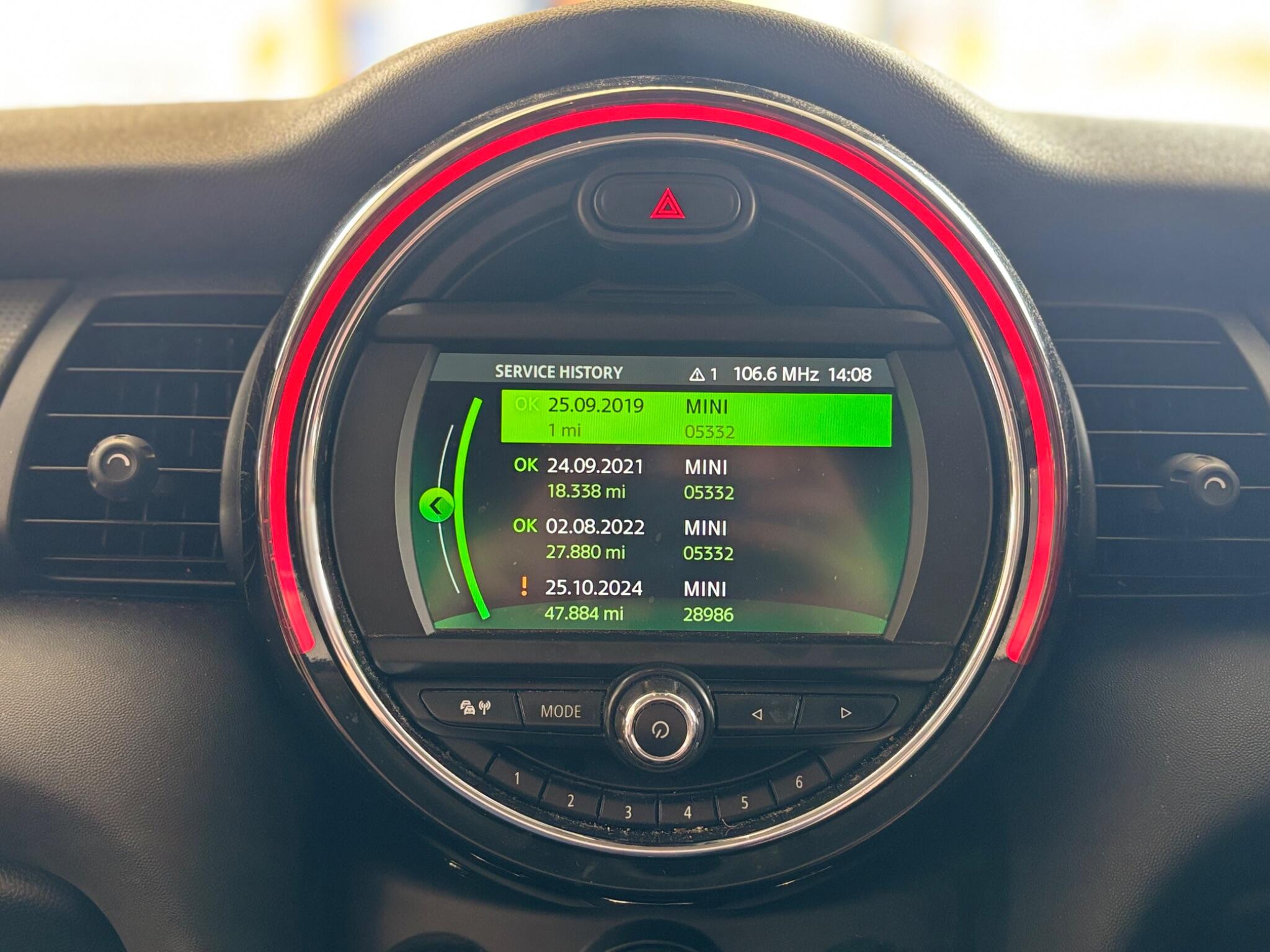 Mini Hatch view 19