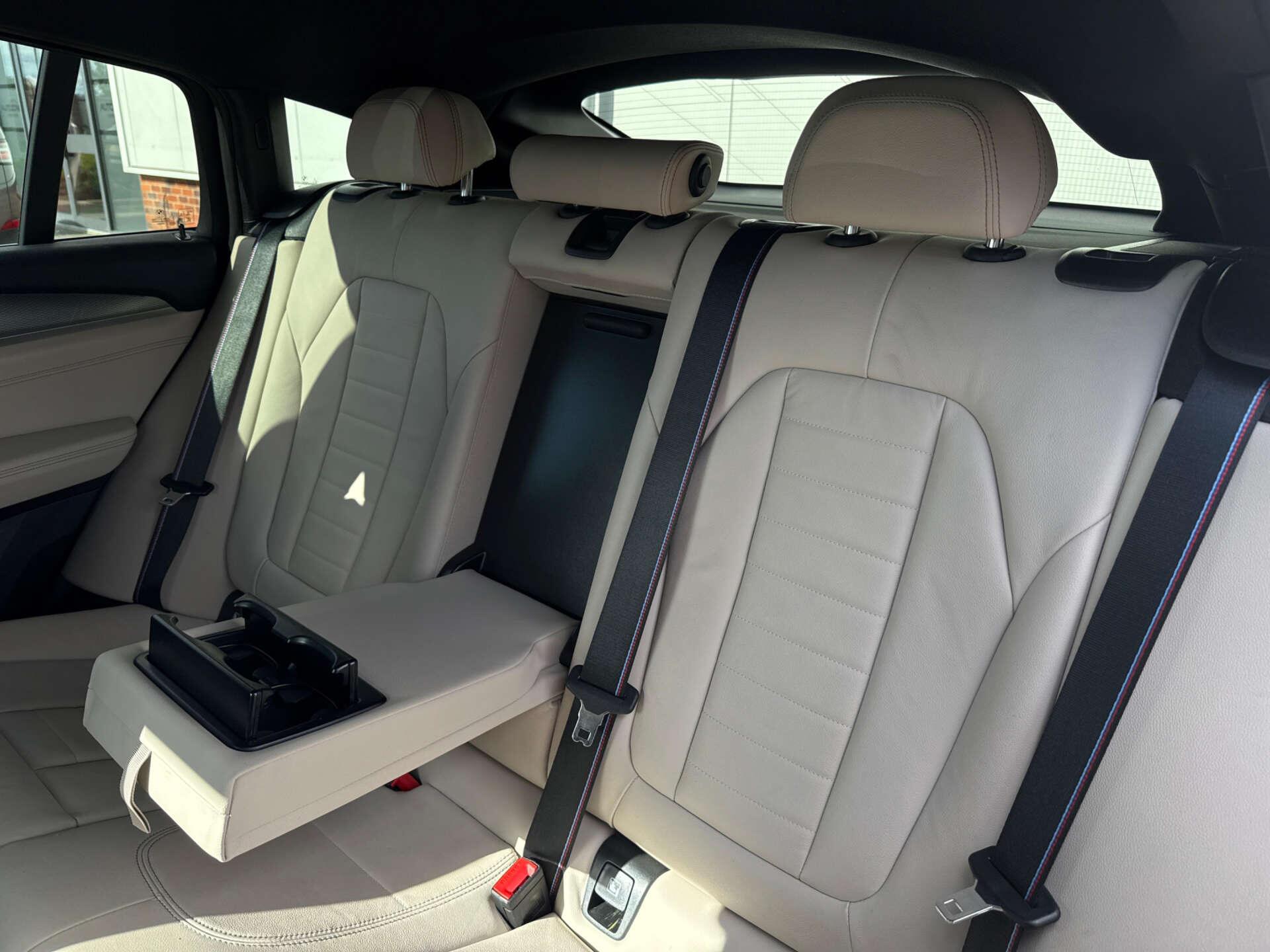 BMW X4 view 44