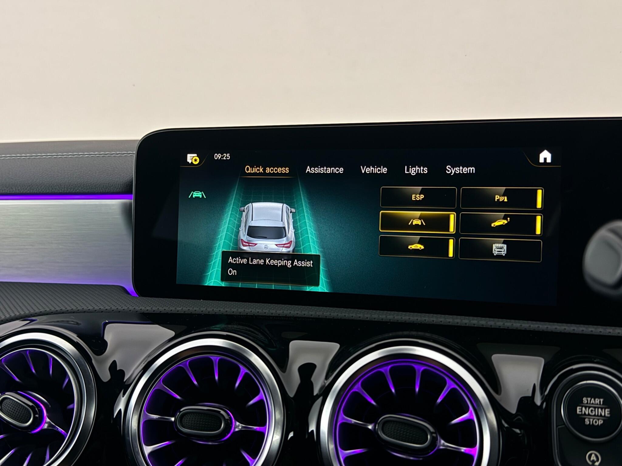 Mercedes-Benz Cla view 30