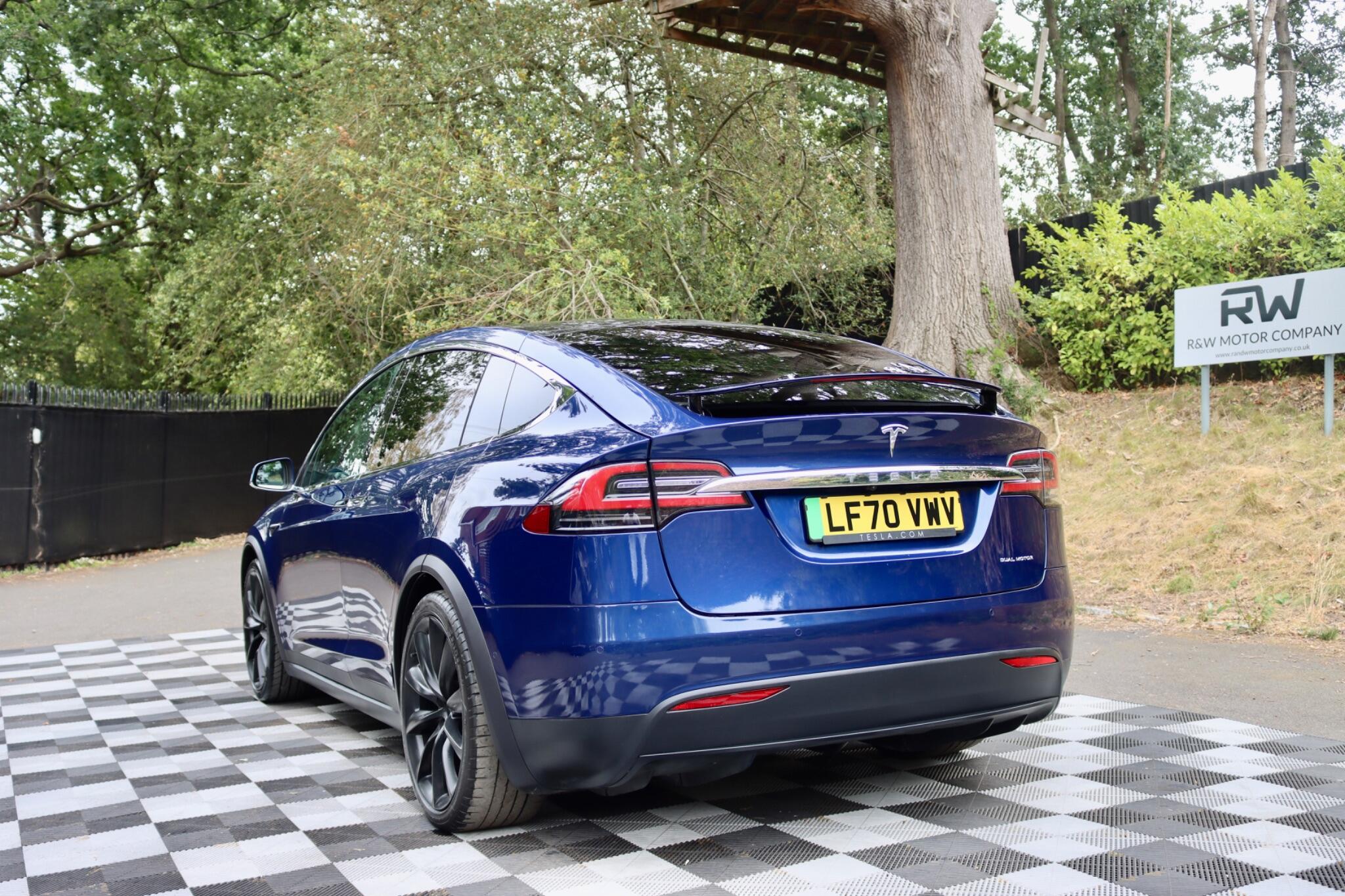 Tesla Model X view 25