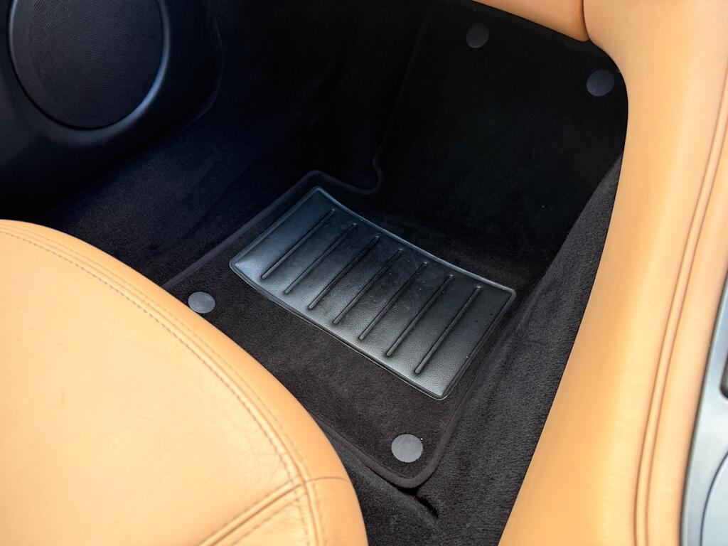 Maserati Coupe view 52