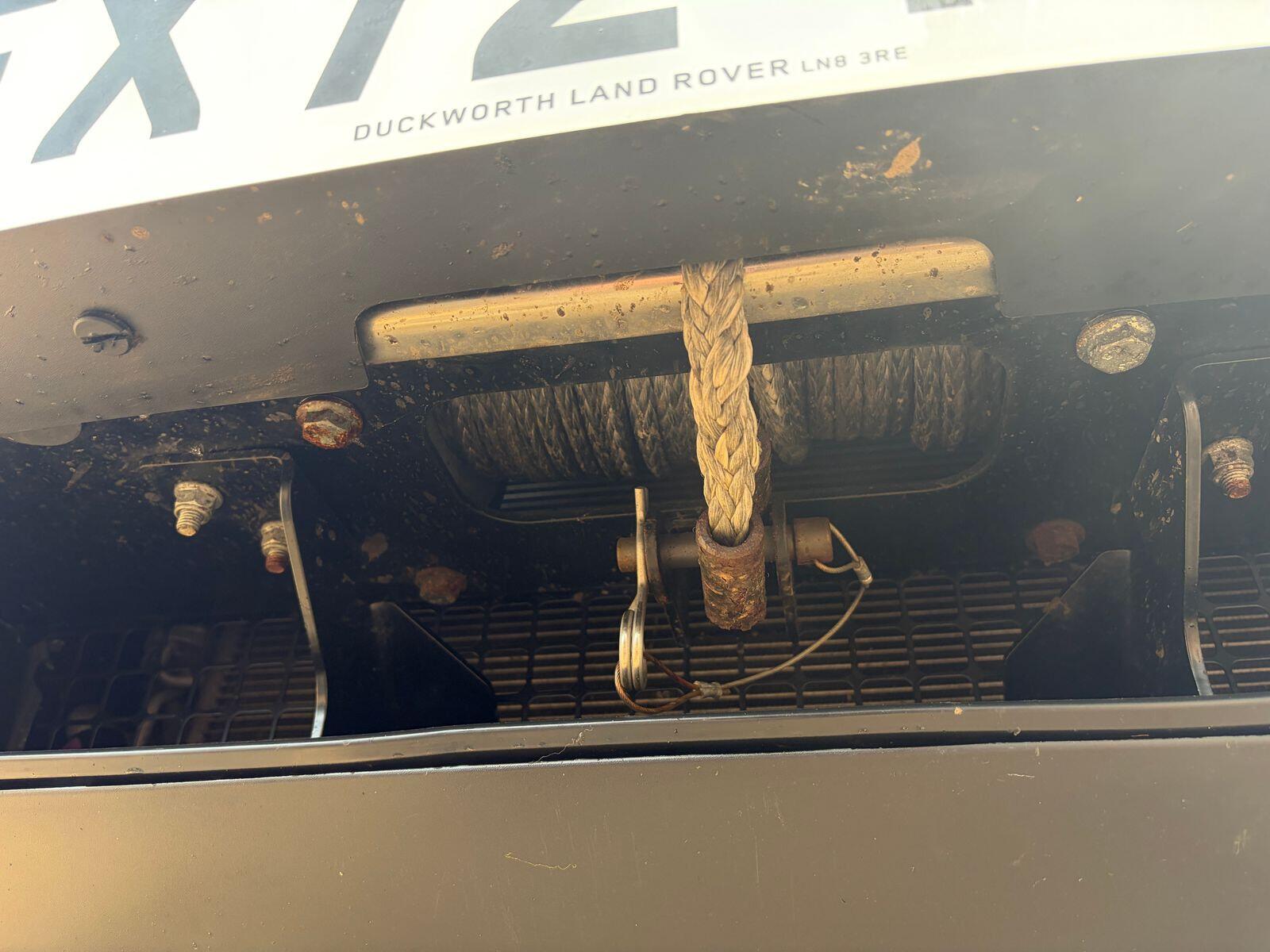 Land Rover Defender view 69