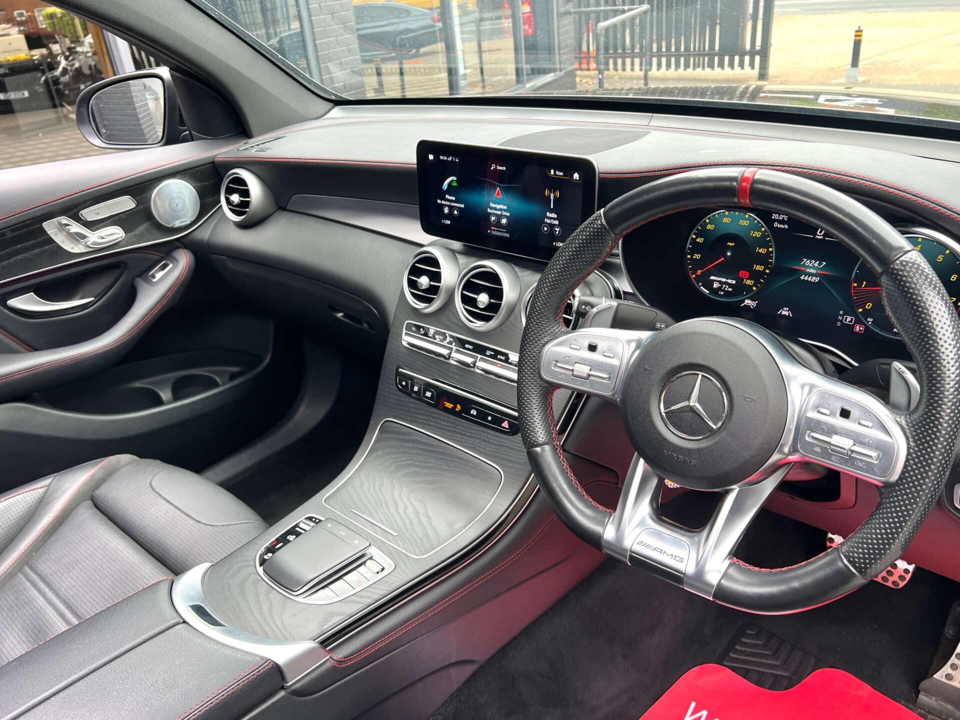 Mercedes-Benz GLC view 4