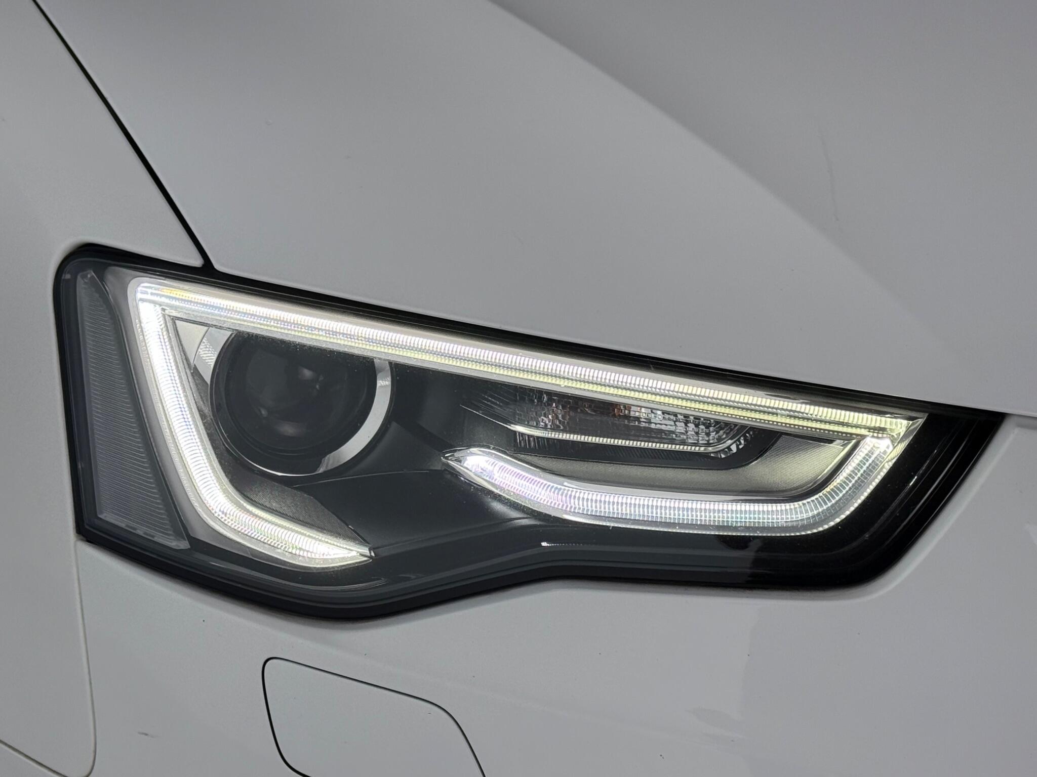 Audi A5 view 9