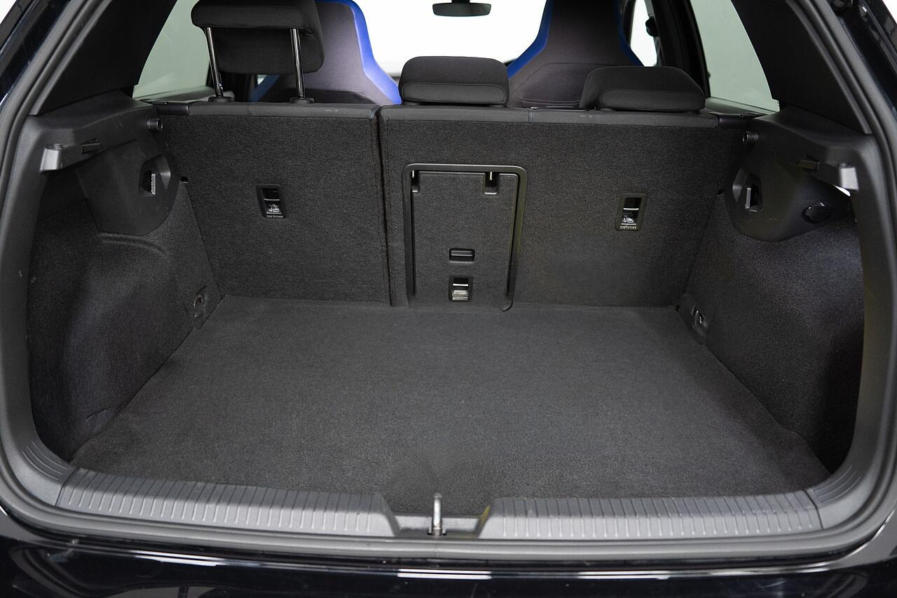 Volkswagen Golf view 40