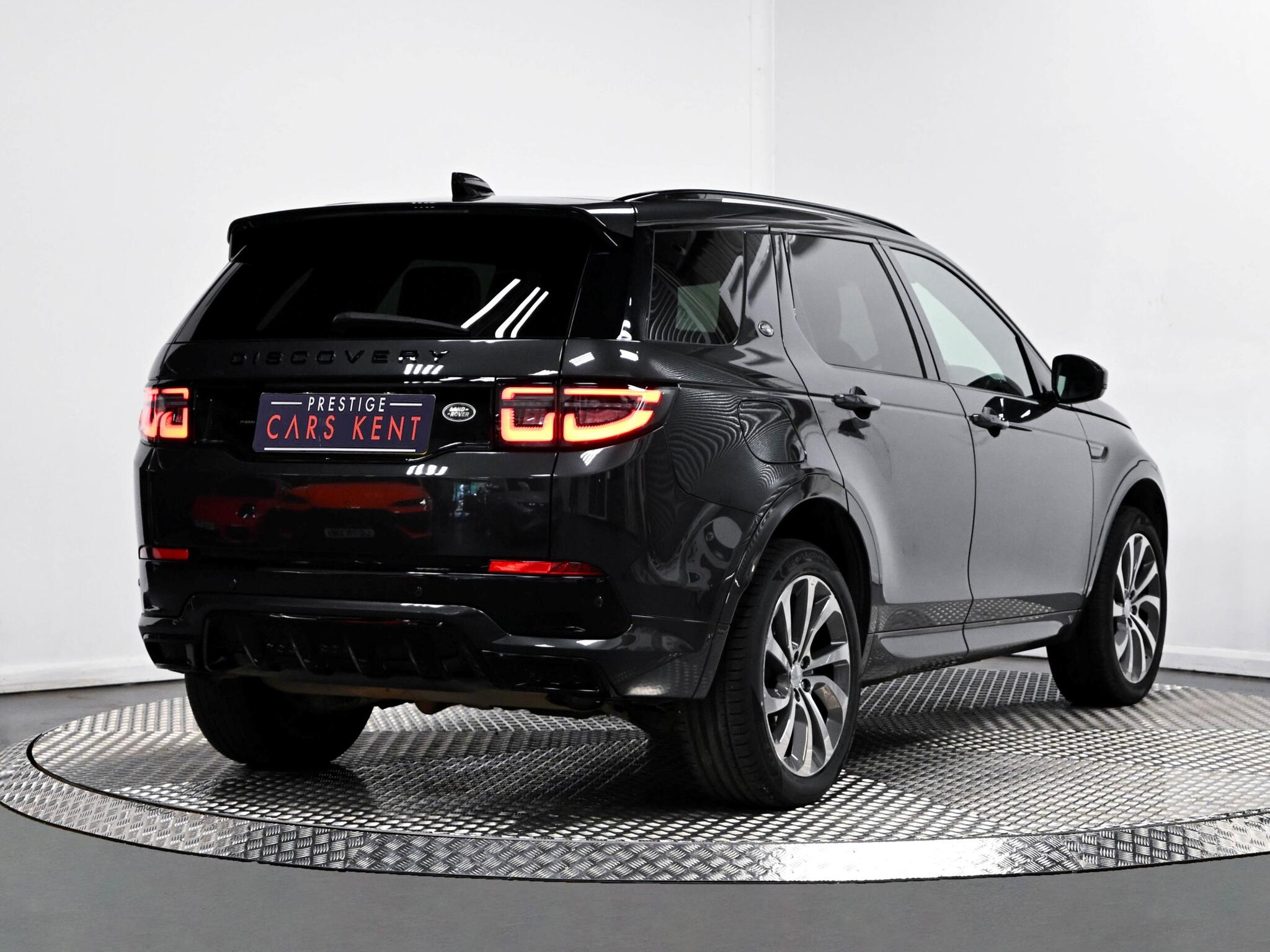 Land Rover Discovery Sport view 9