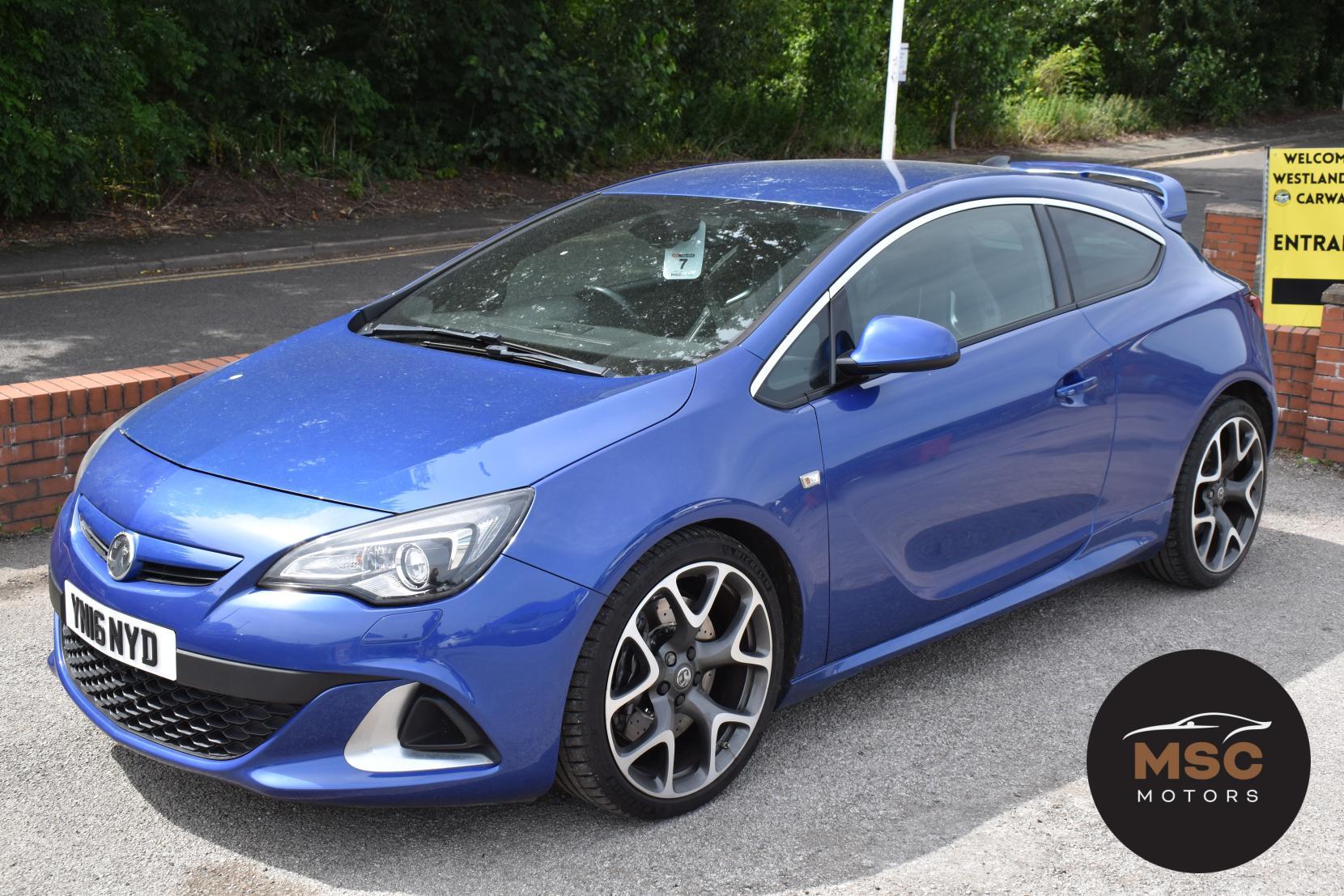 Vauxhall Astra GTC view 8