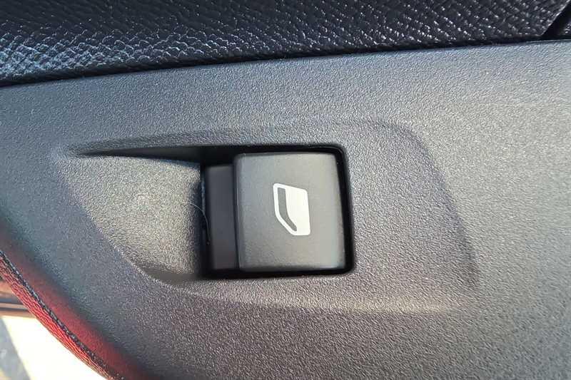 Vauxhall Corsa view 29