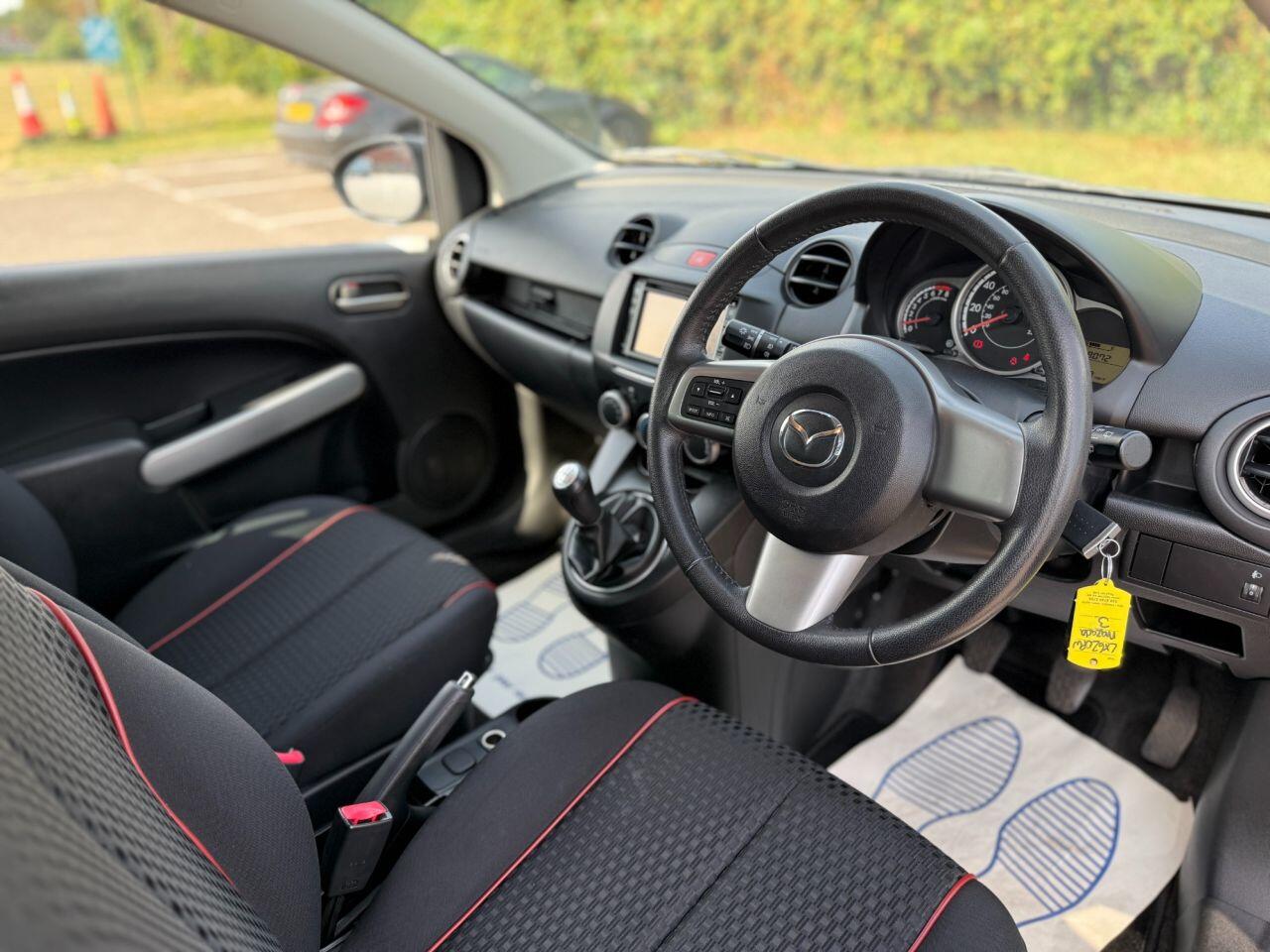 Mazda Mazda2 view 8