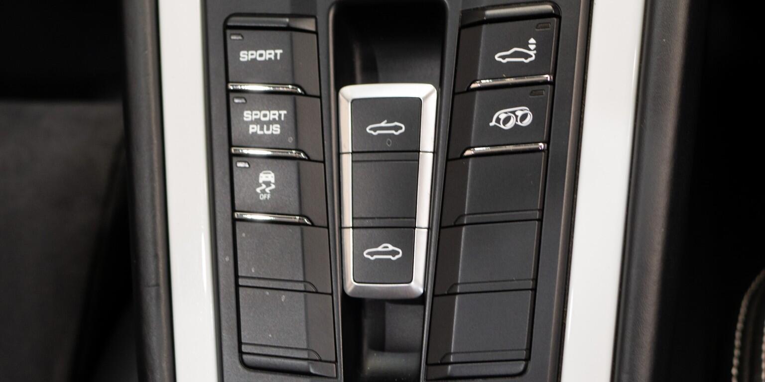 Porsche Boxster view 47