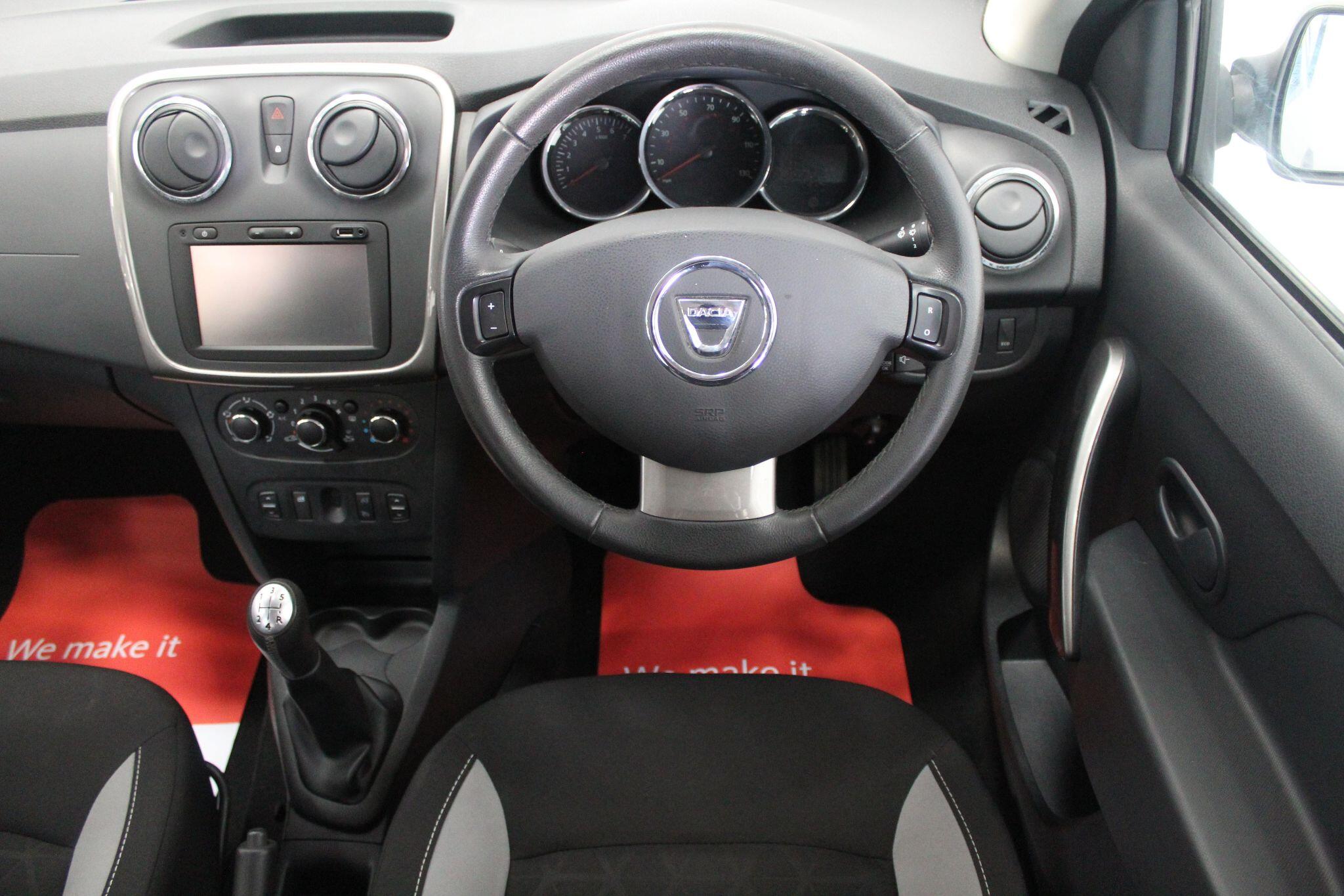 Dacia Sandero view 43