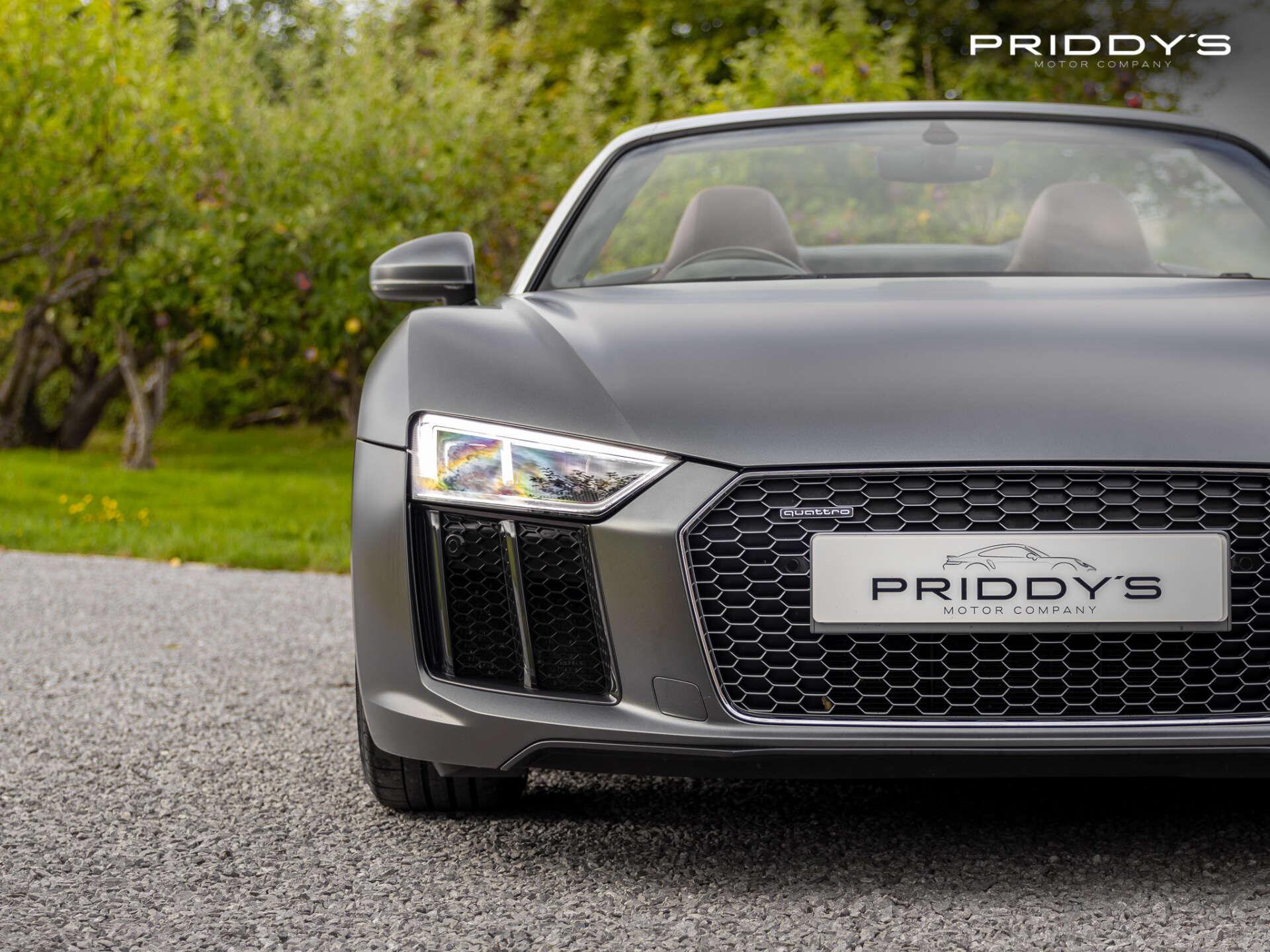 Audi R8 view 49