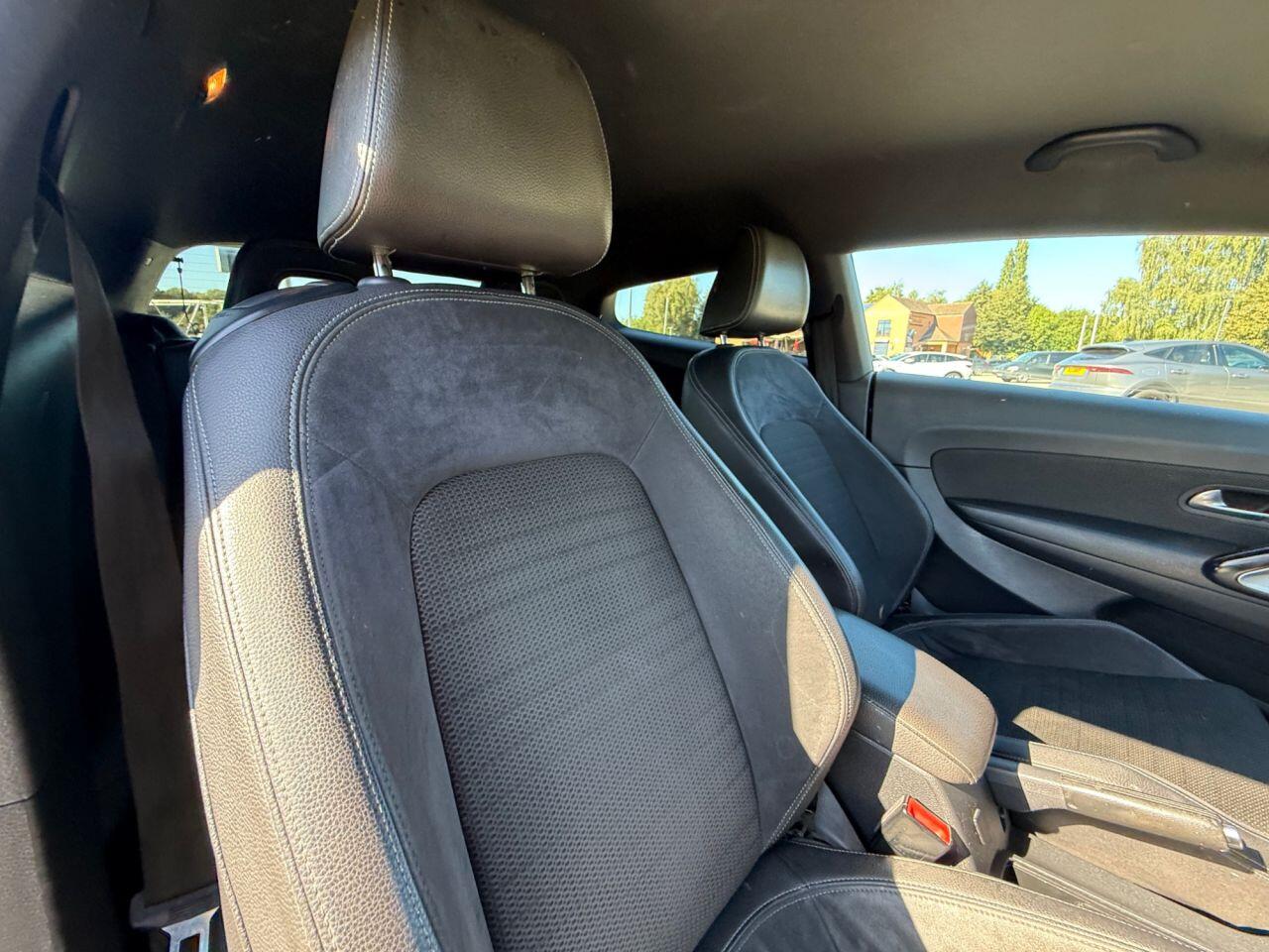 Volkswagen Scirocco view 15