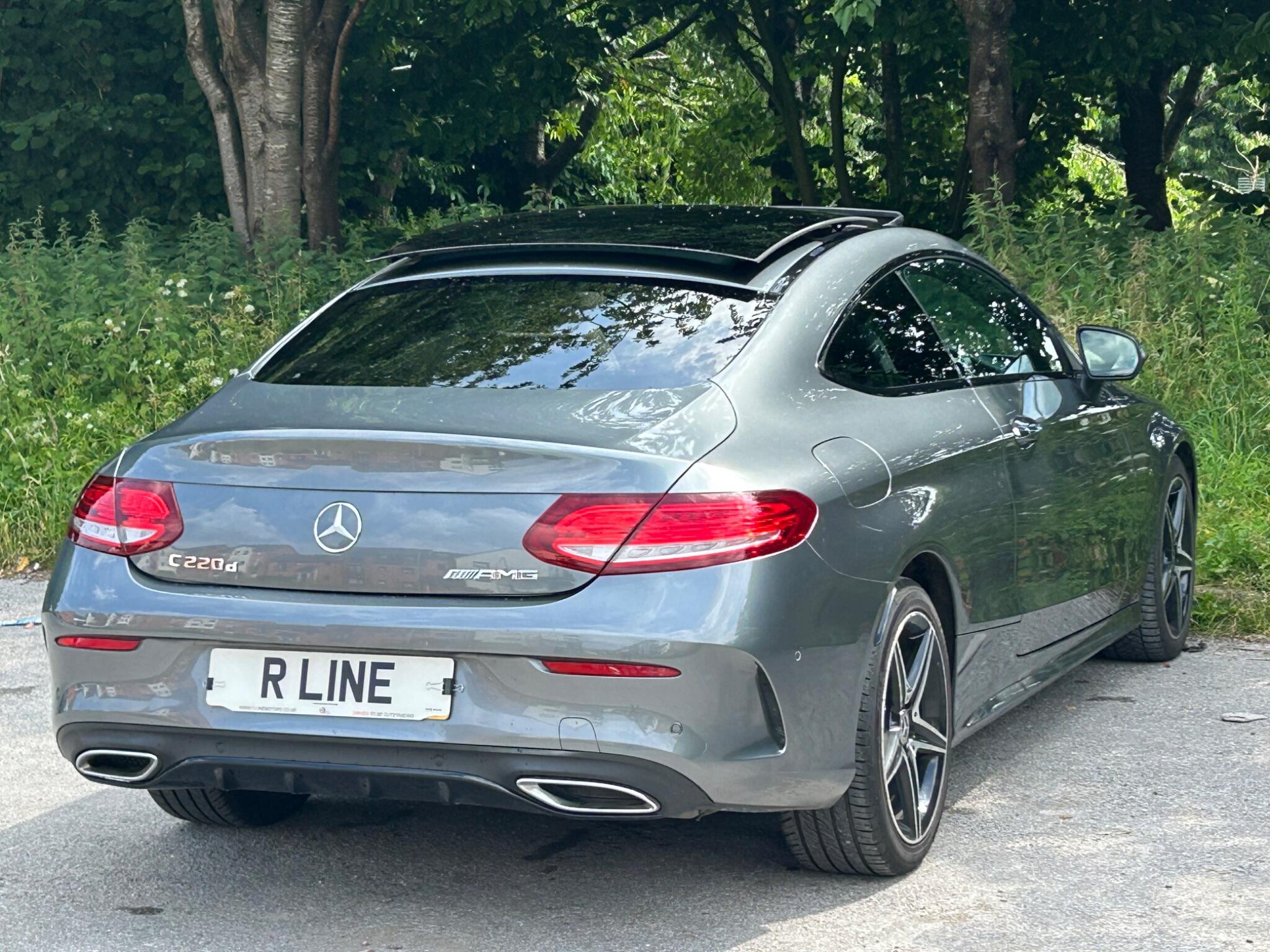 Mercedes-Benz C-Class view 13