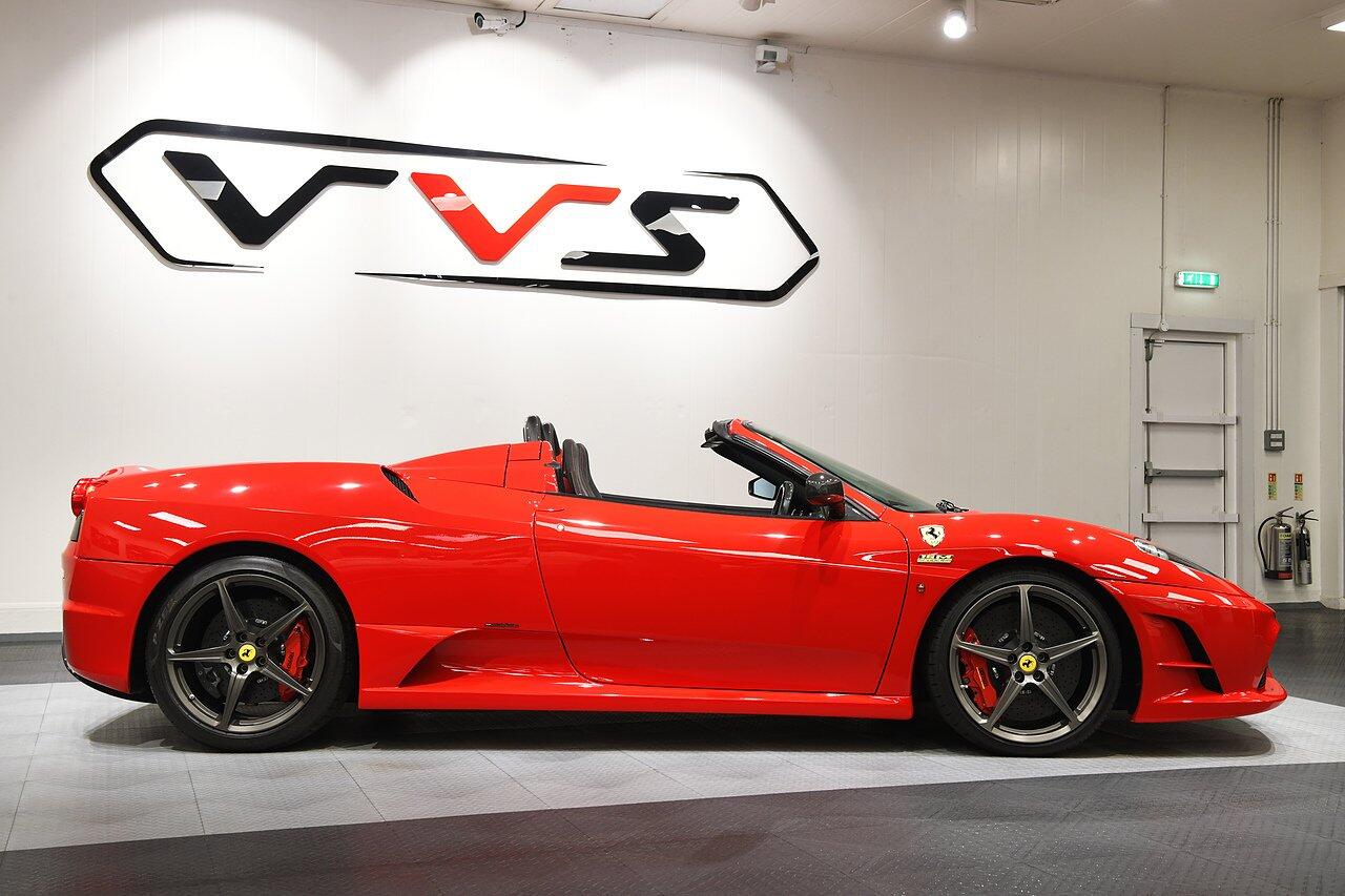 Ferrari F430 view 2