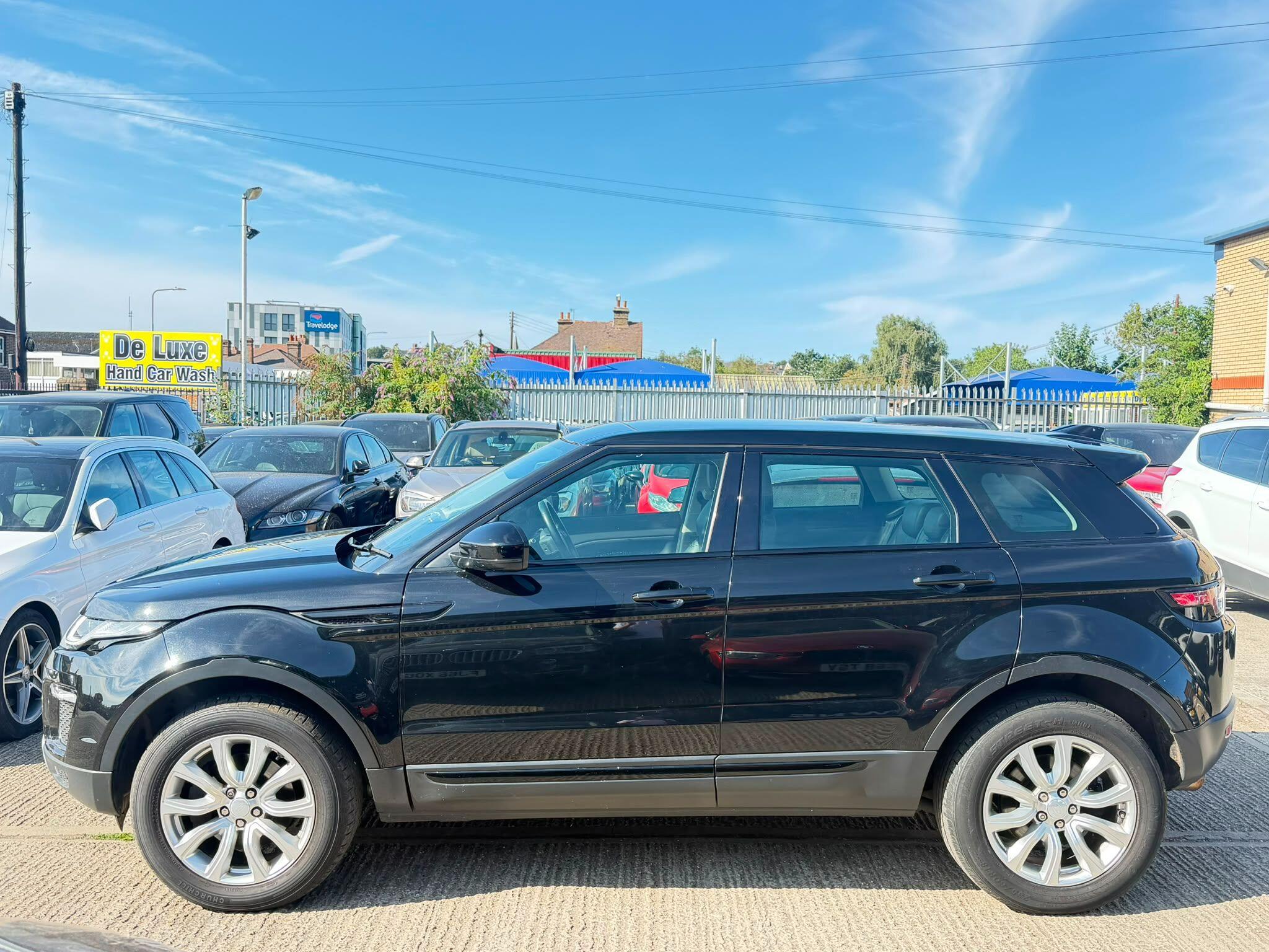 Land Rover Range Rover Evoque view 6
