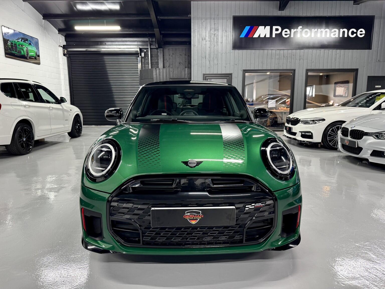 Mini Cooper Cooper view 26