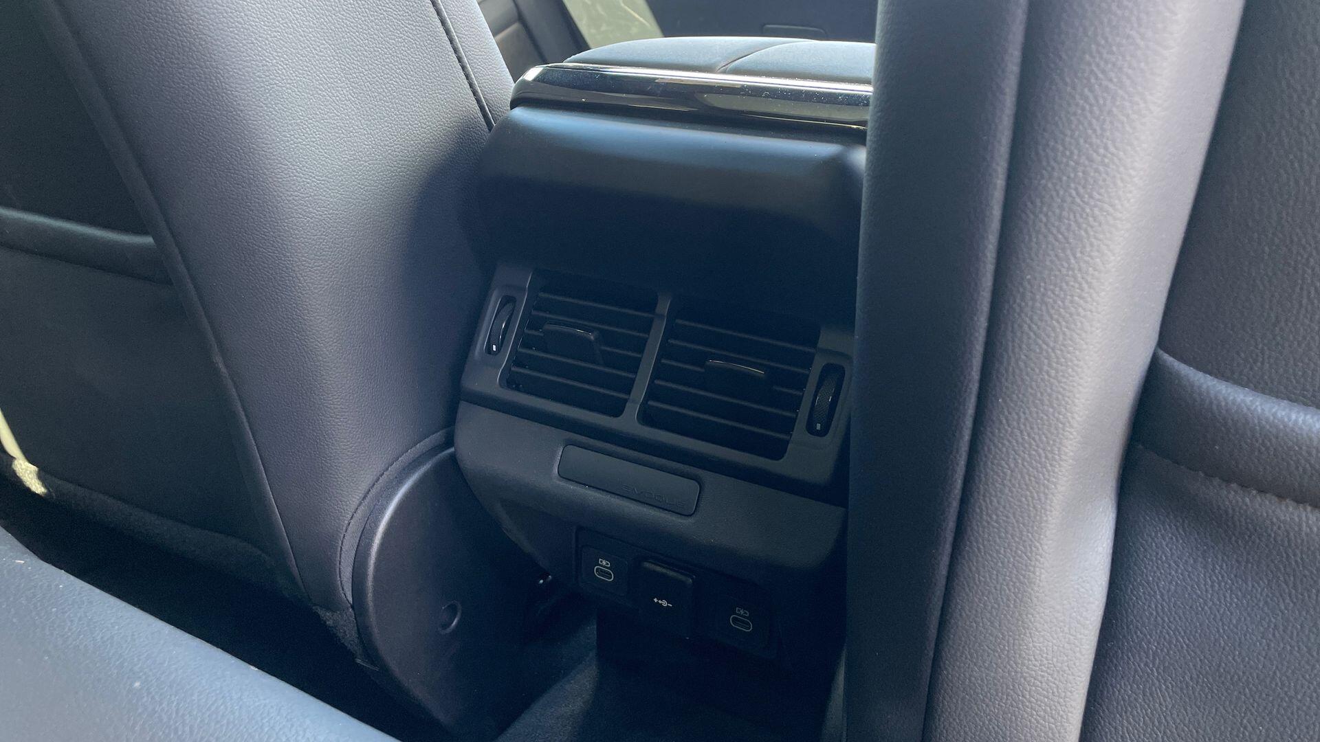 Land Rover Range Rover Evoque view 18