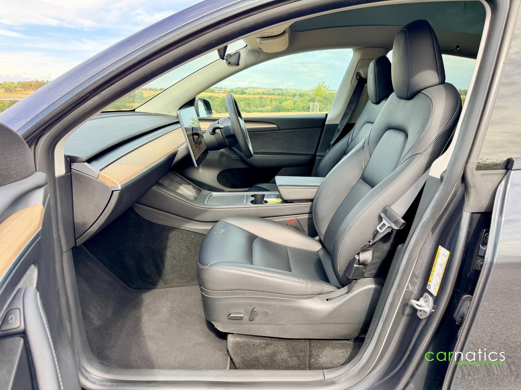 Tesla Model Y view 8