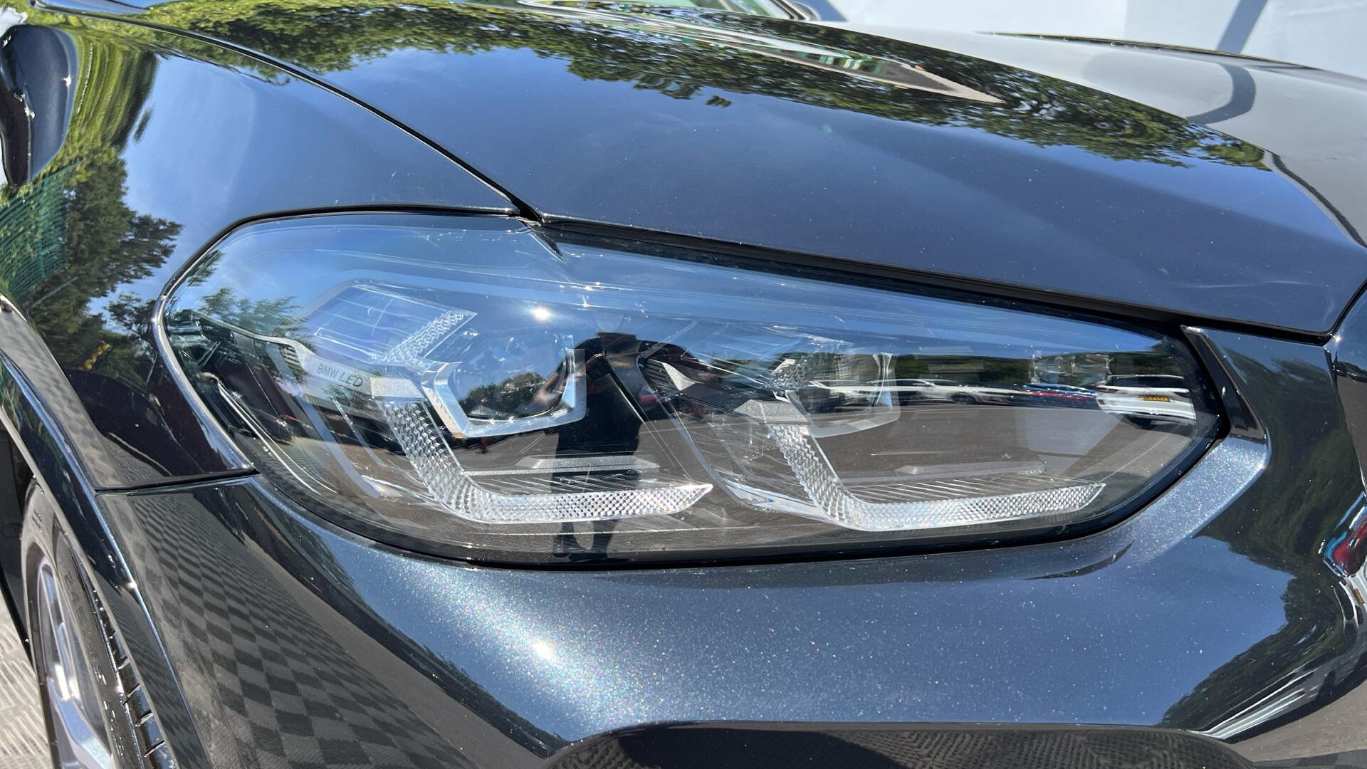 BMW X4 view 23
