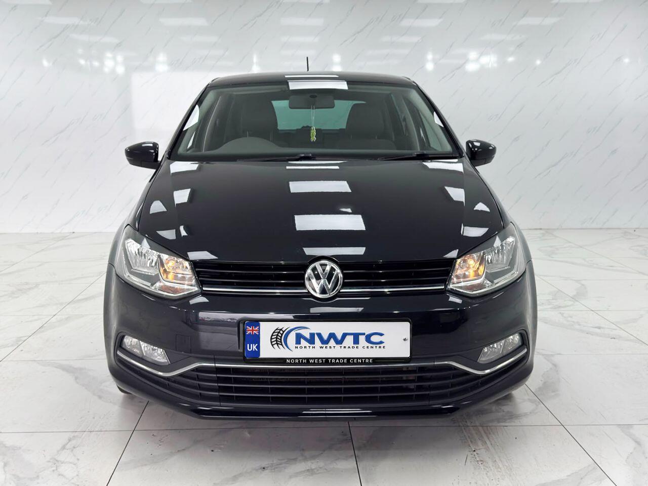 Volkswagen Polo view 5