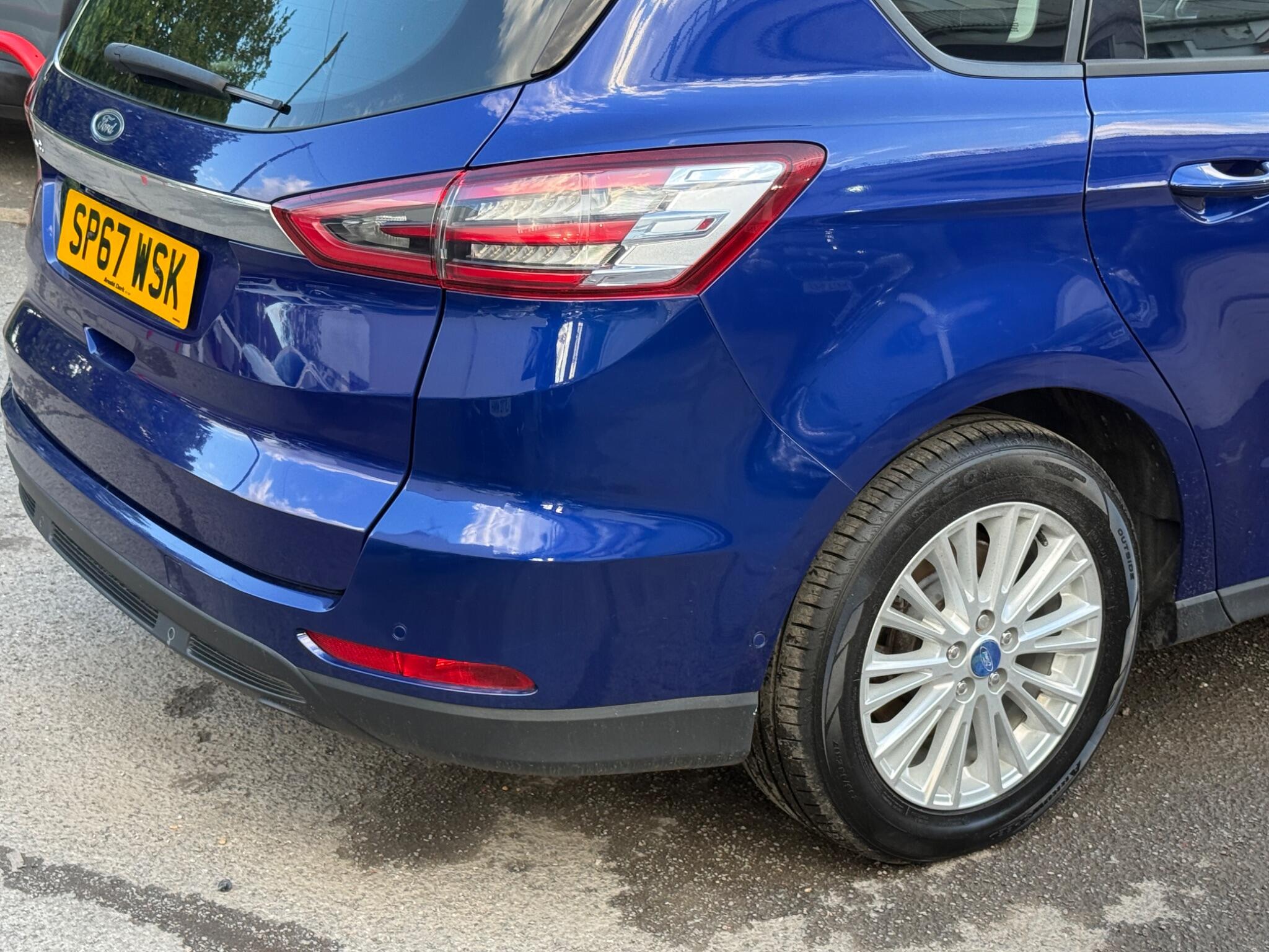 Ford S-Max - Image 26