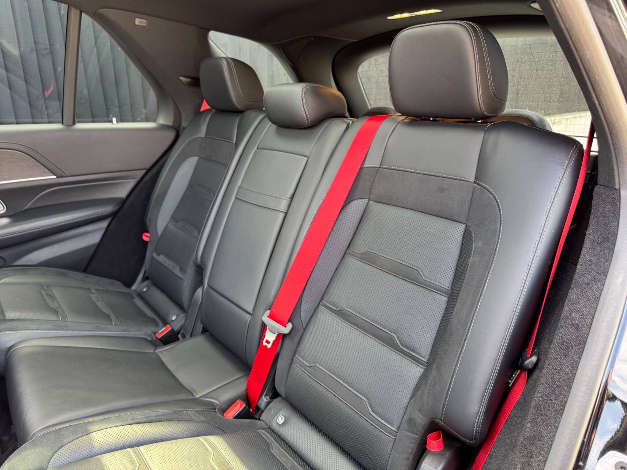 Mercedes-Benz Gle view 23