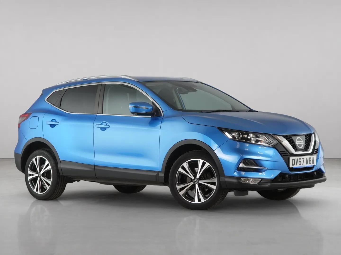 2017 Nissan Qashqai in Blue for sale