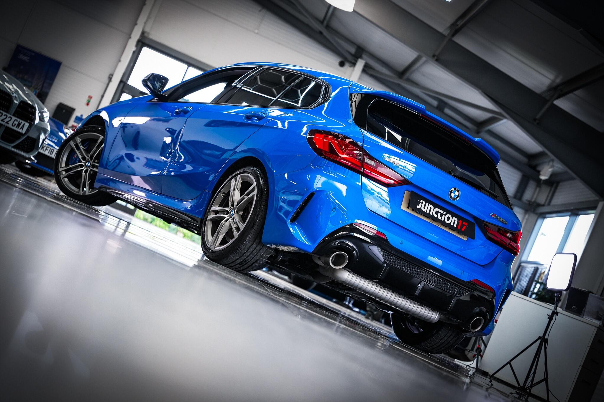BMW 1 Series view 6