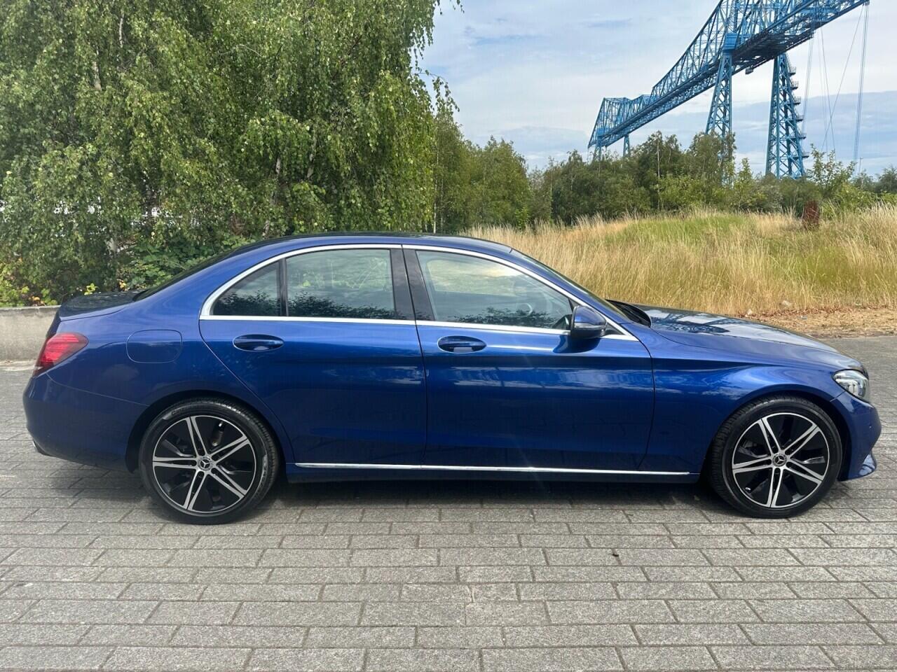 Mercedes-Benz C-Class view 9