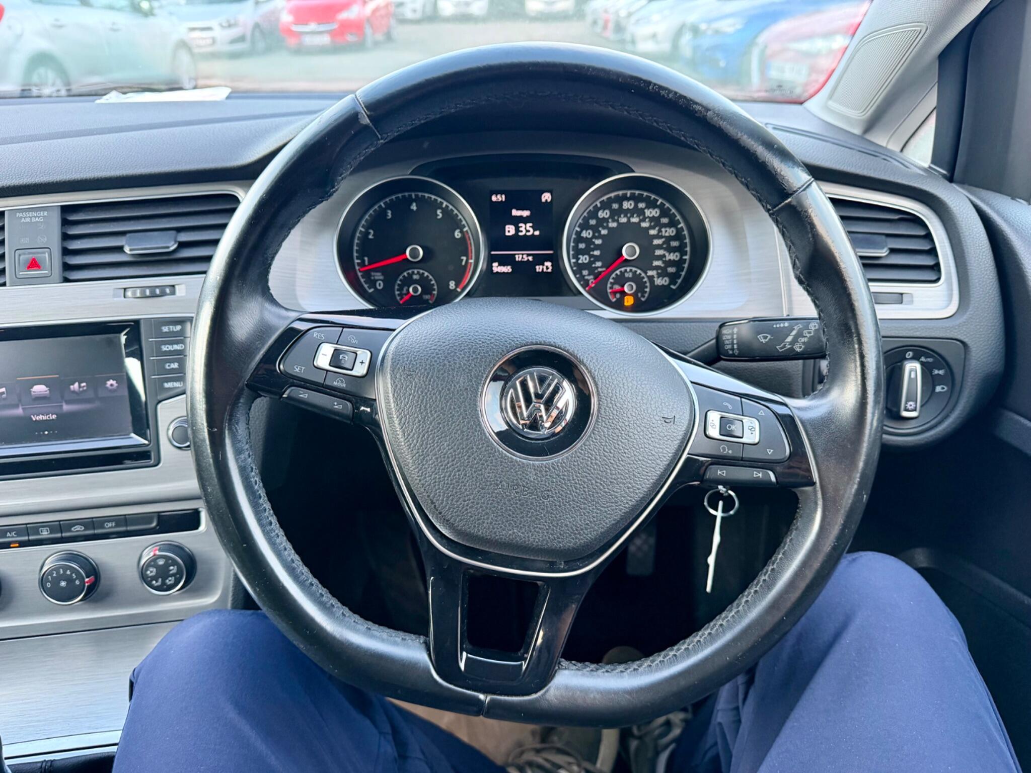 Volkswagen Golf view 55