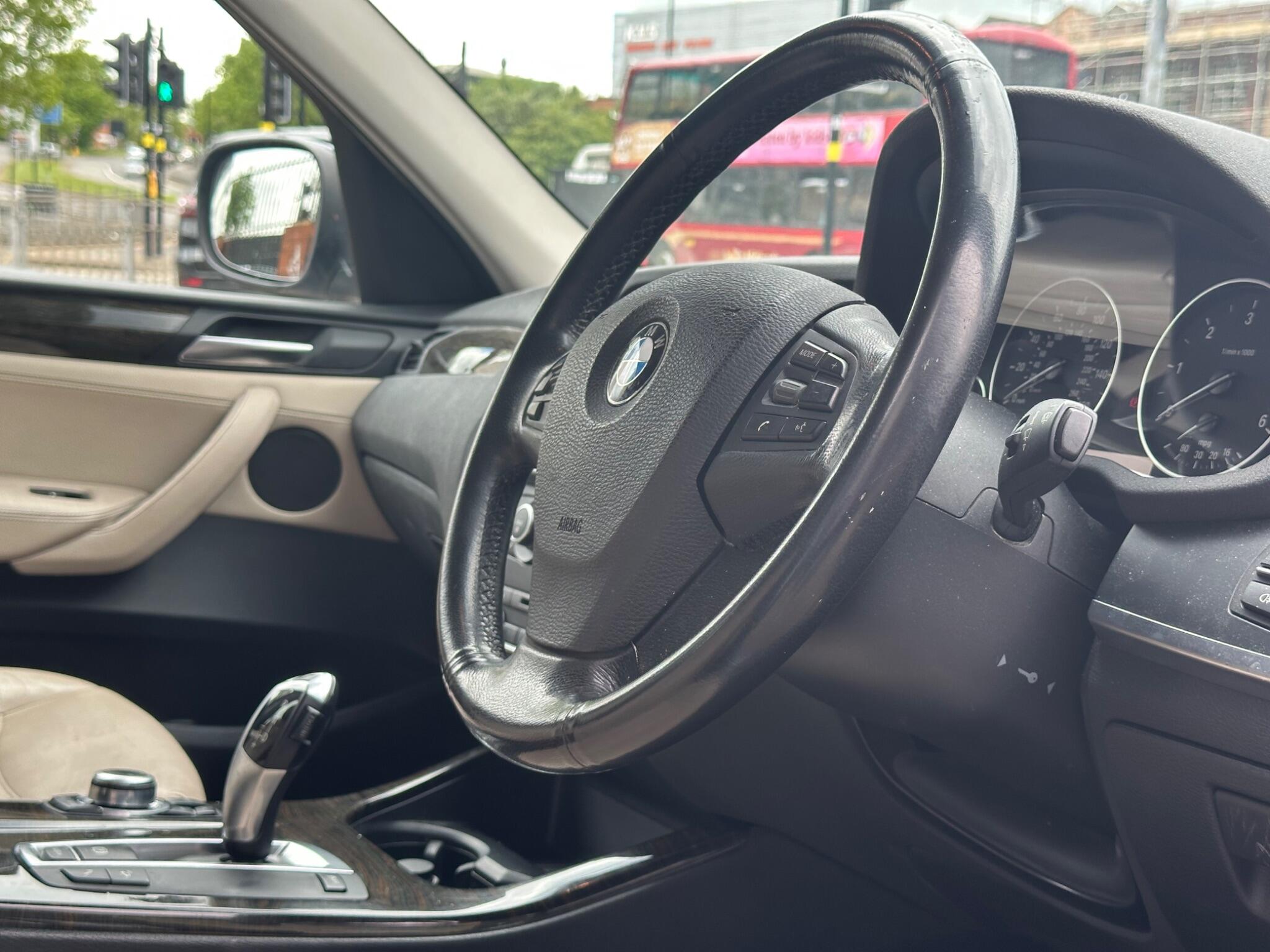 BMW X3 view 23