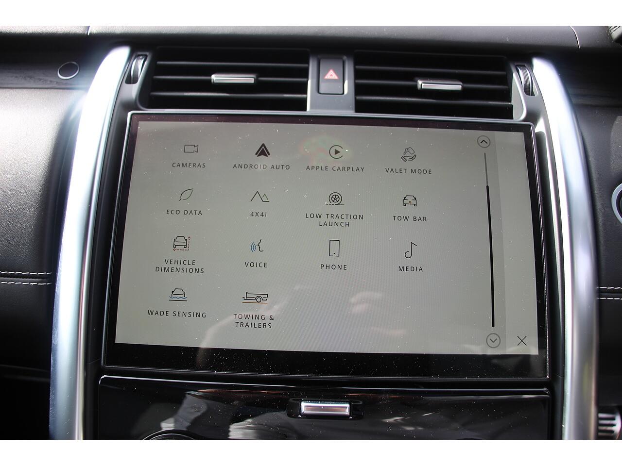 Land Rover Discovery view 31