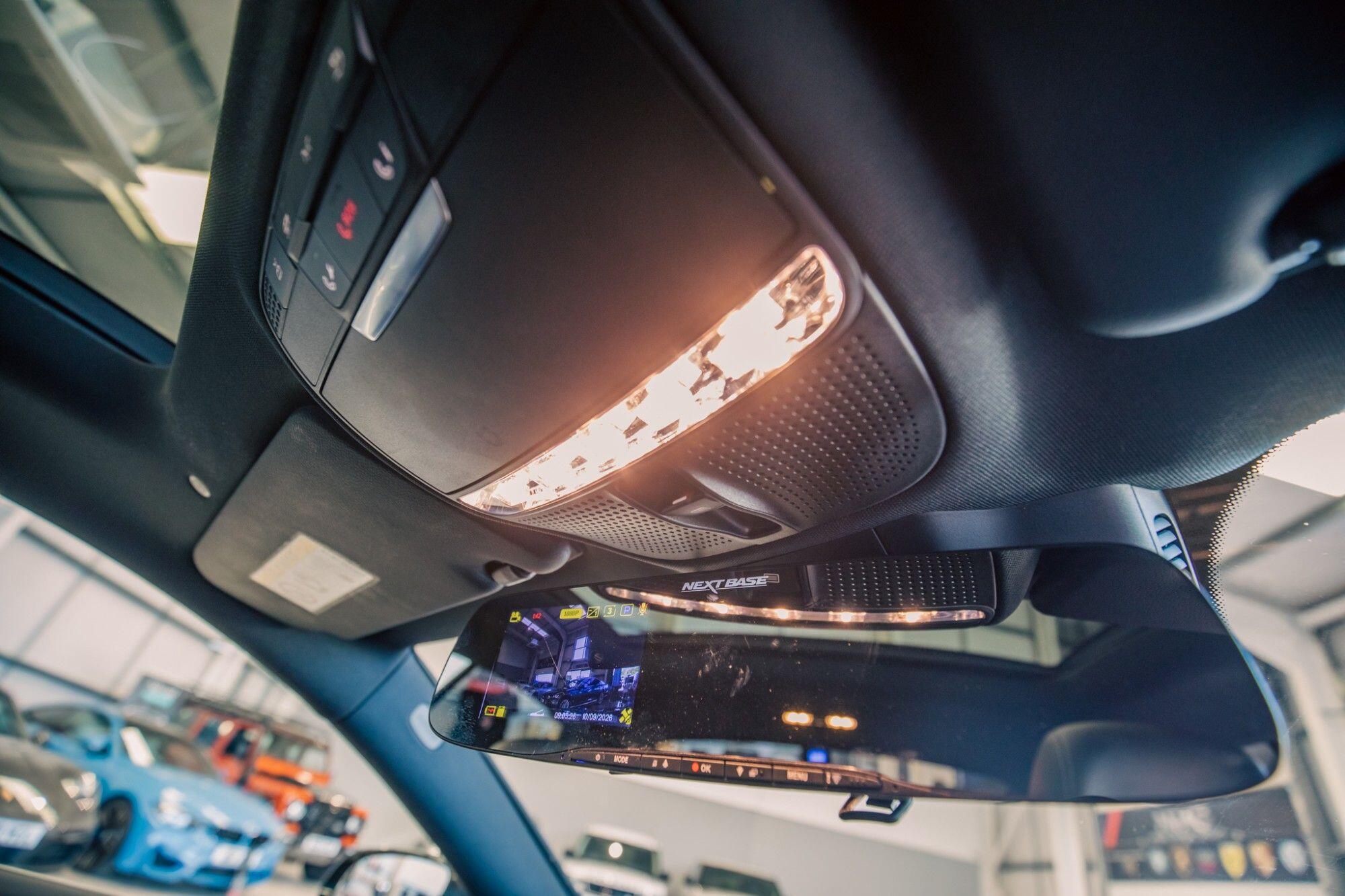 Mercedes-Benz E-Class view 16