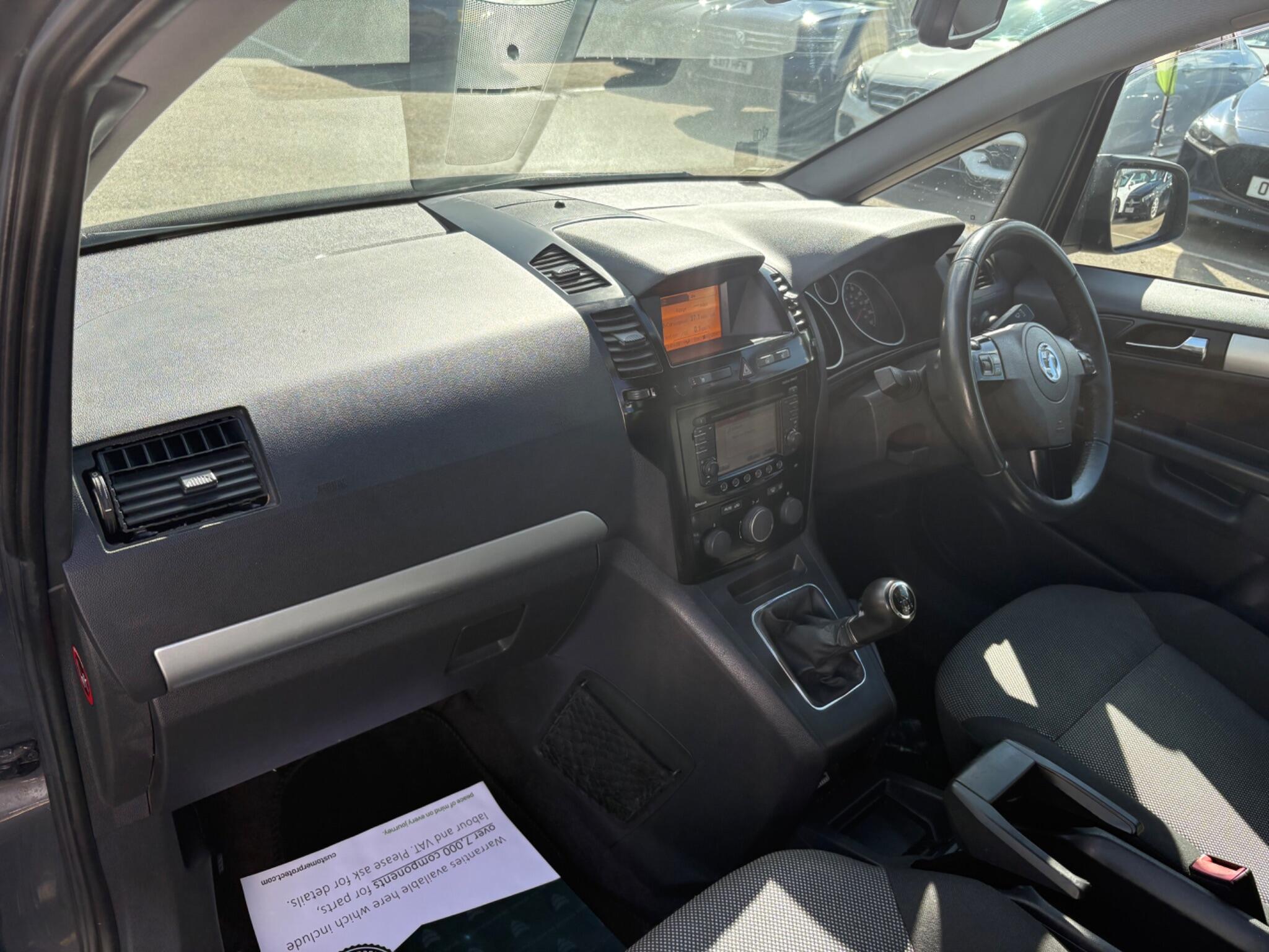 Vauxhall Zafira view 8