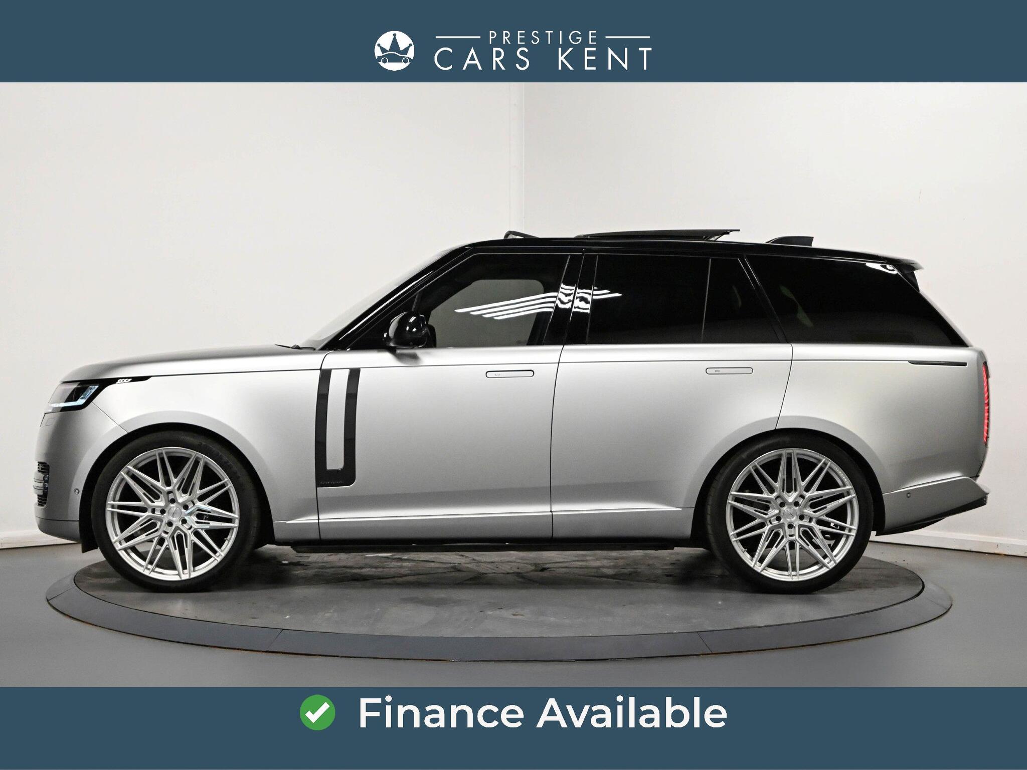 Land Rover Range Rover view 4