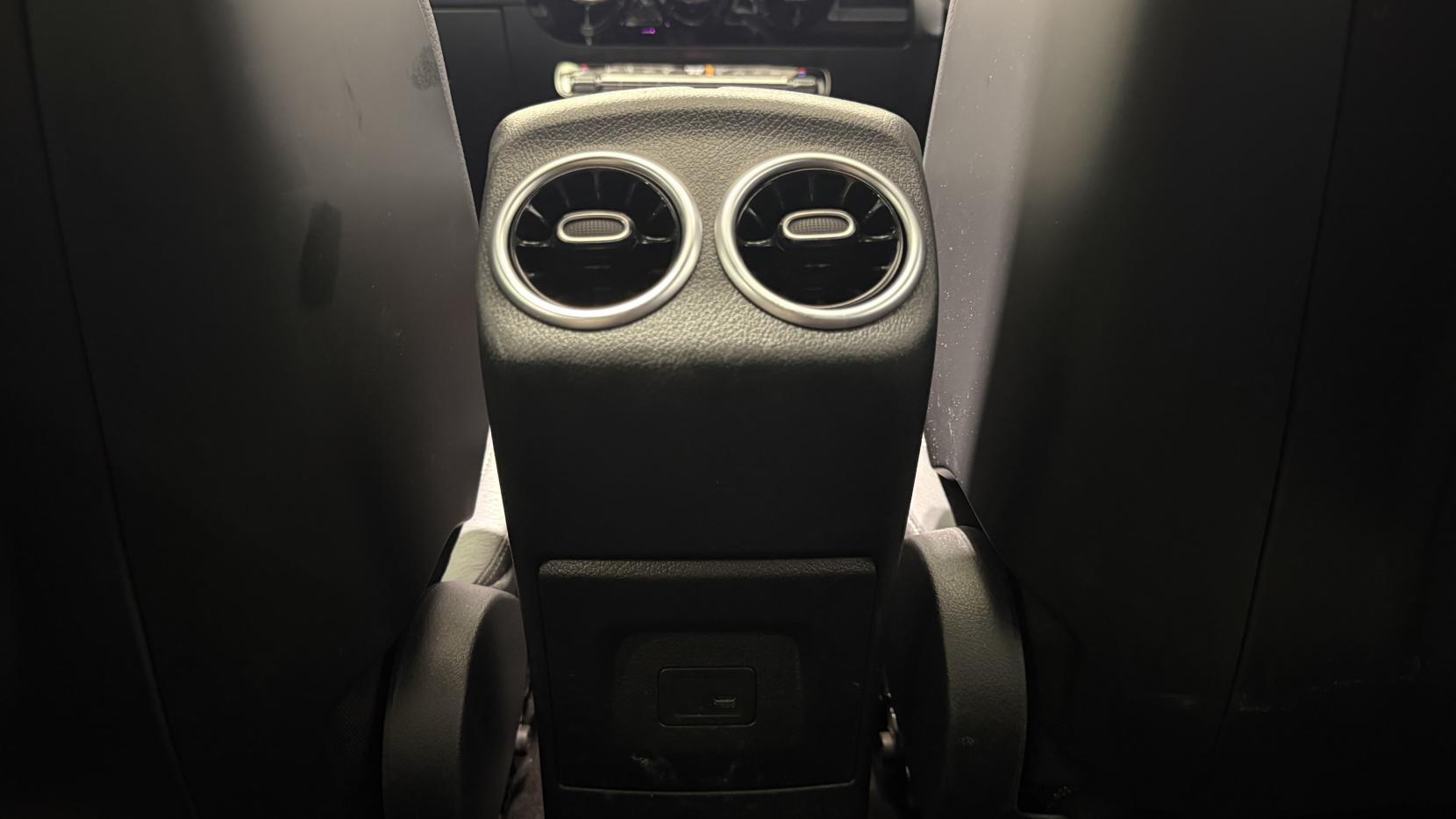 Mercedes-Benz A Class view 34