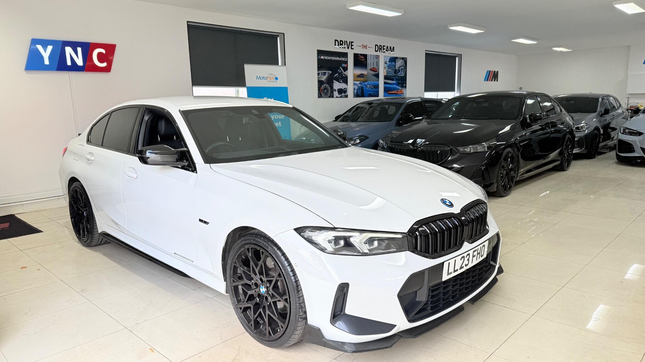 BMW 3 Series view 46