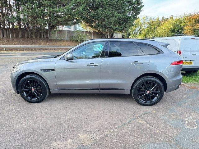 Jaguar F-Pace view 6