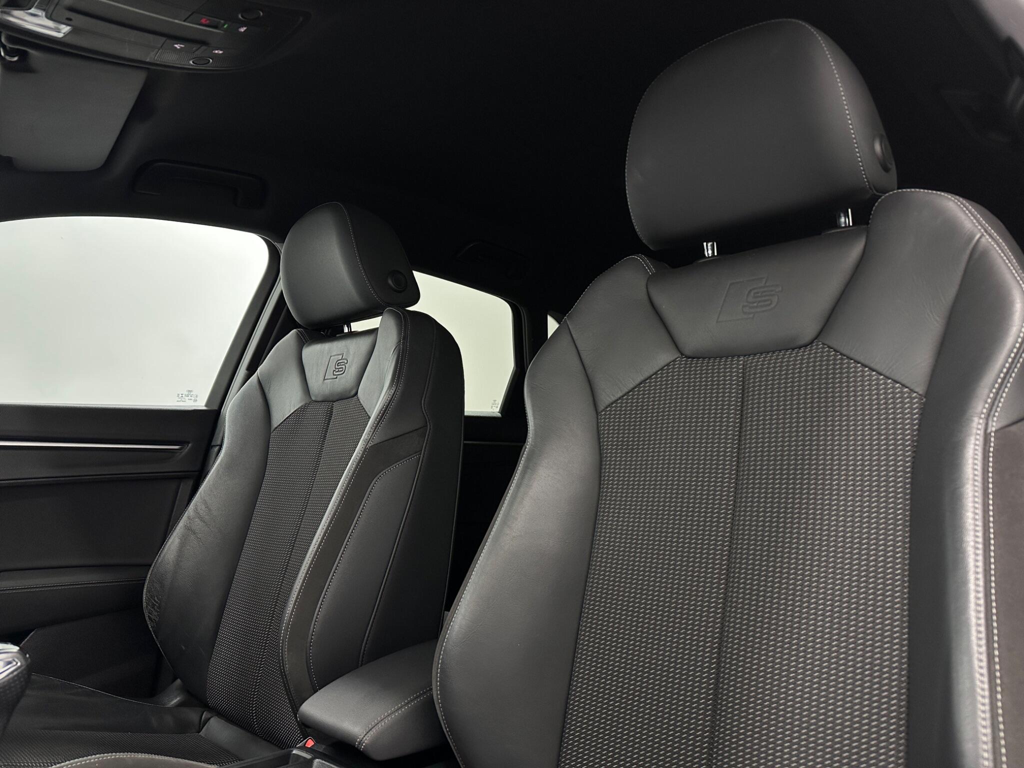 Audi Q3 view 35
