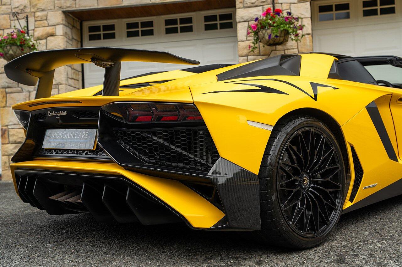 Lamborghini Aventador view 20