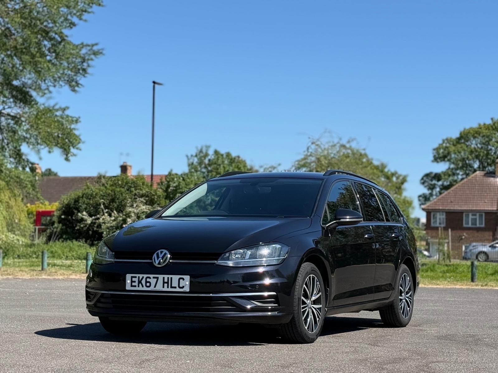 Volkswagen Golf view 6