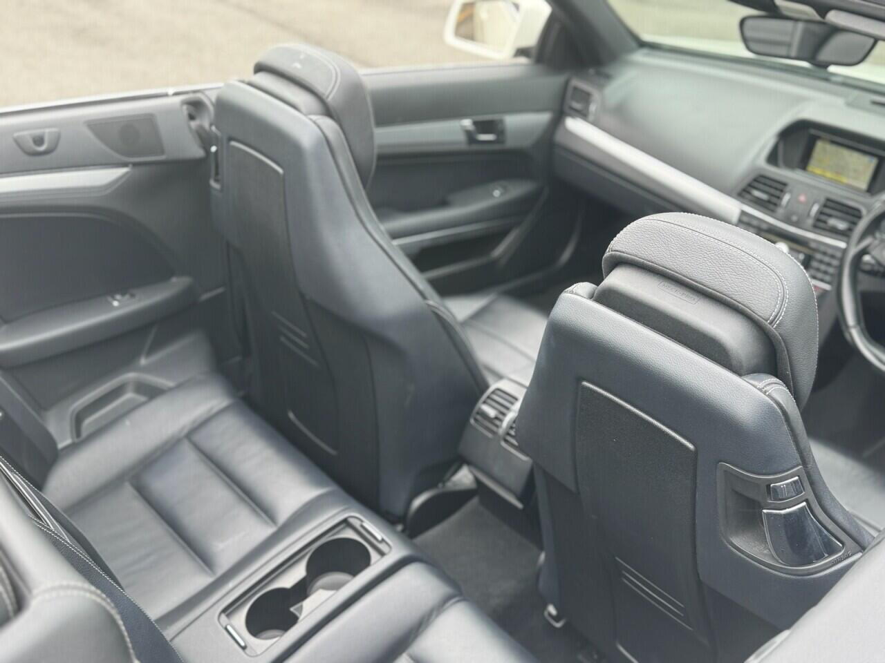 Mercedes-Benz E-Class view 19