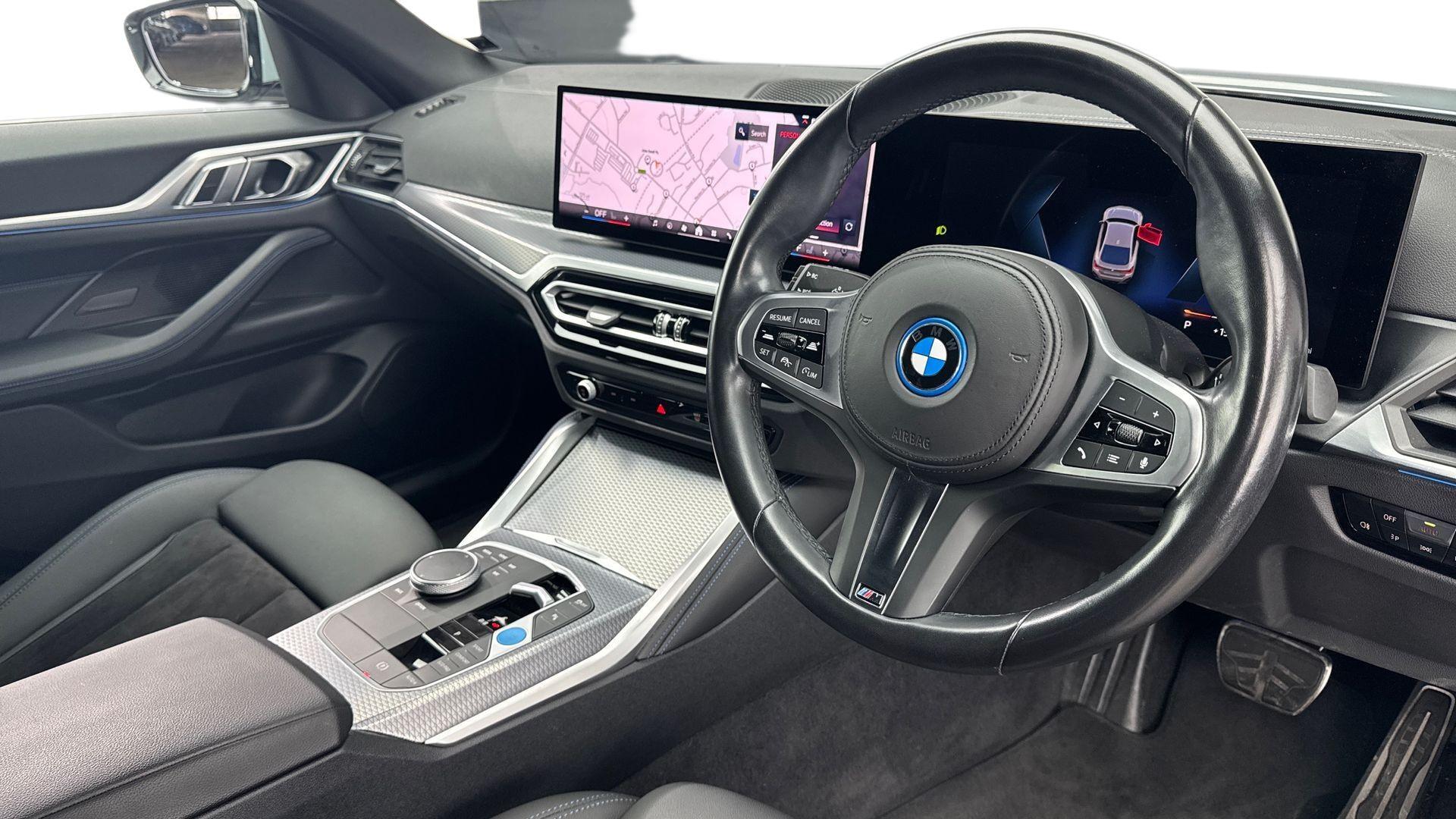 BMW i4 view 6