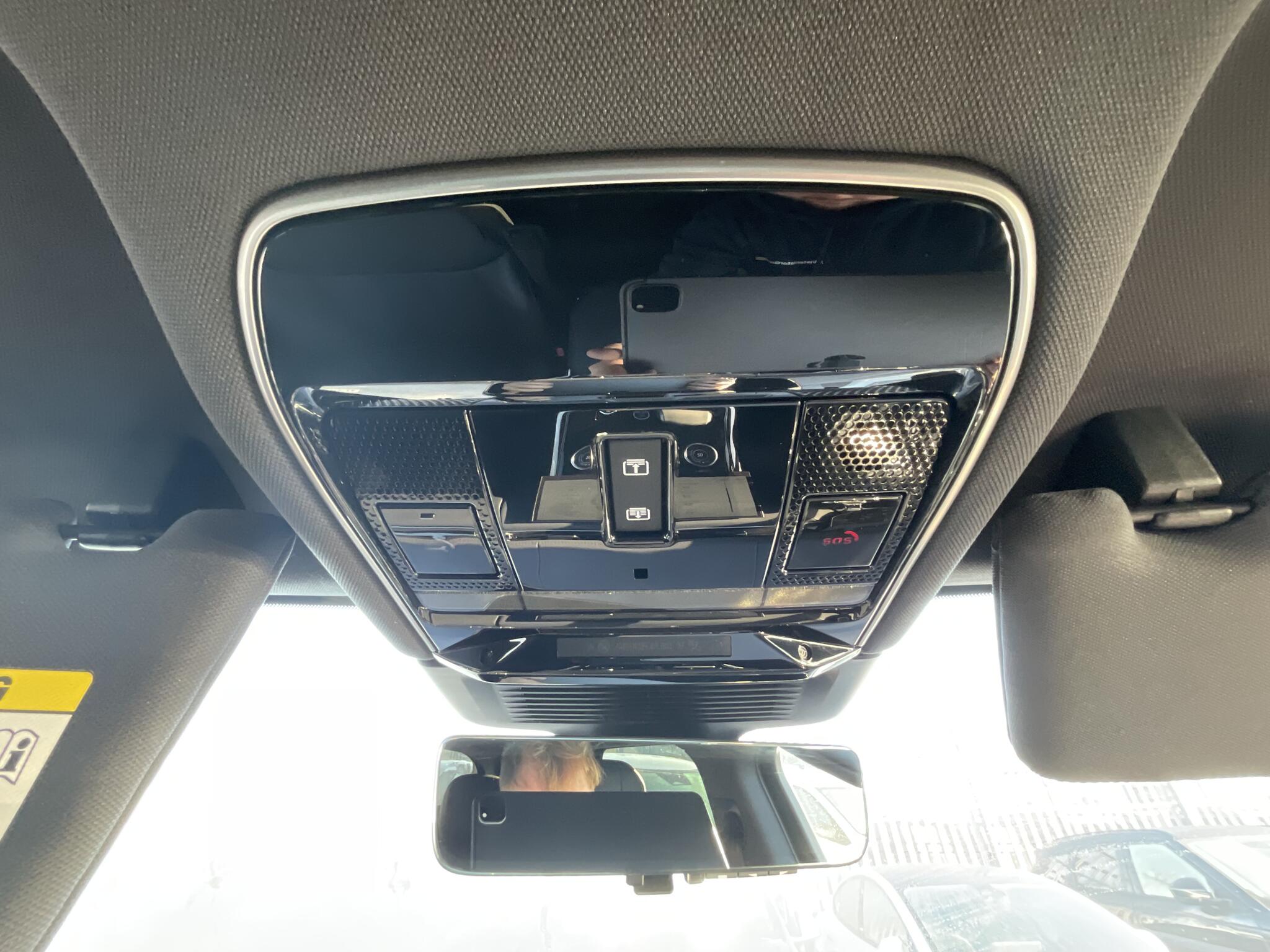 Land Rover Range Rover Sport view 32