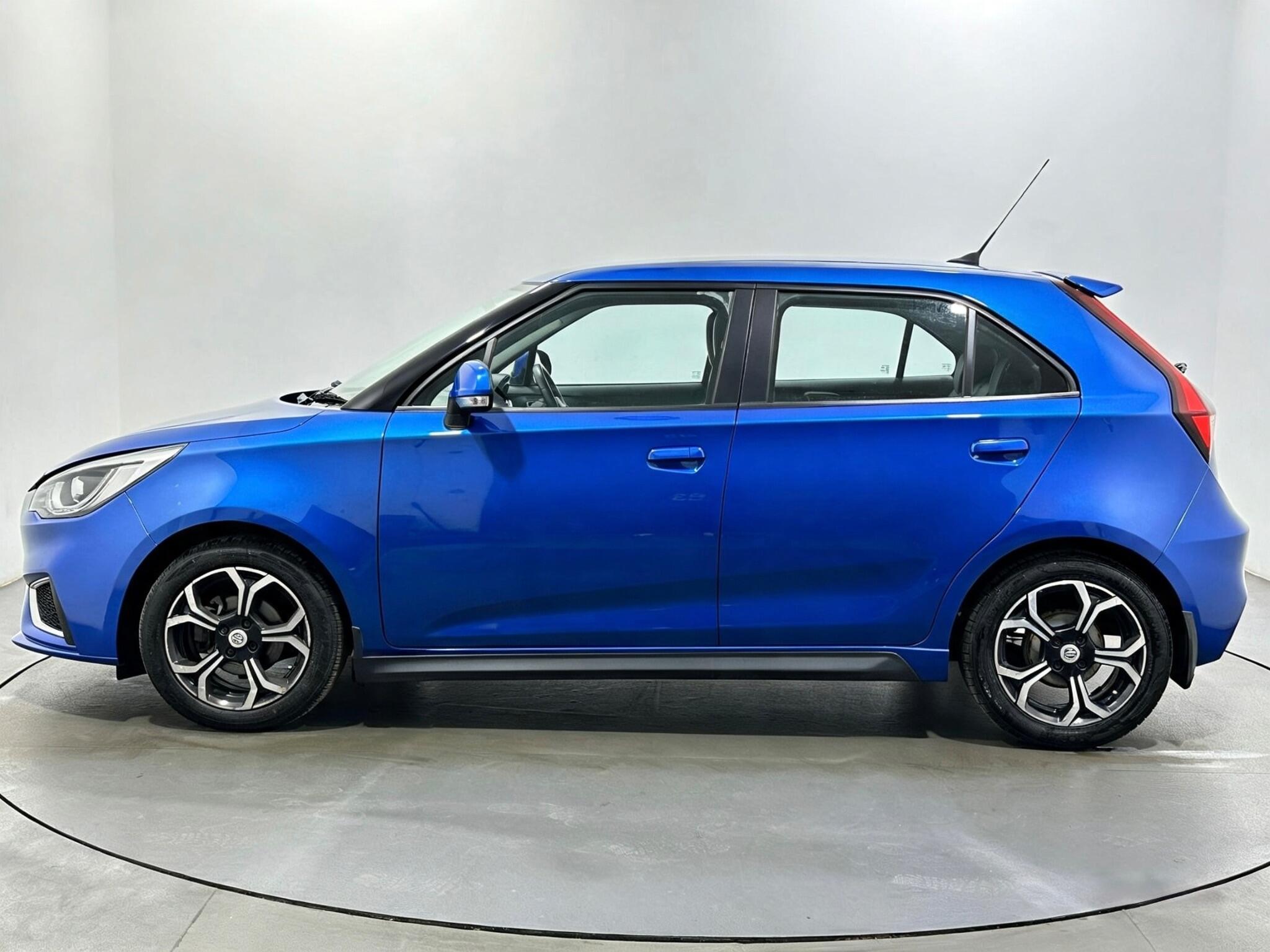 MG MG3 view 5
