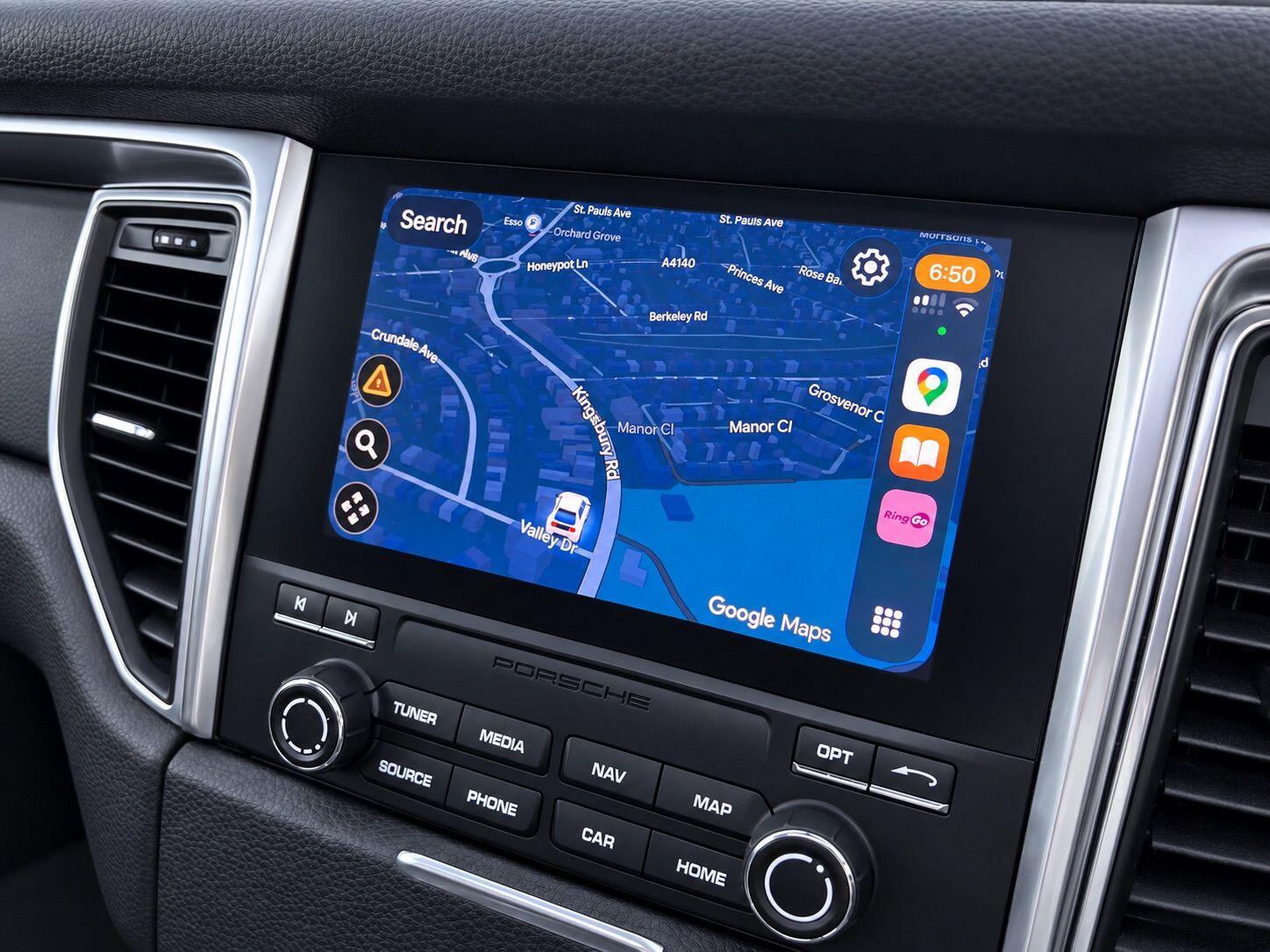 Porsche Macan view 25