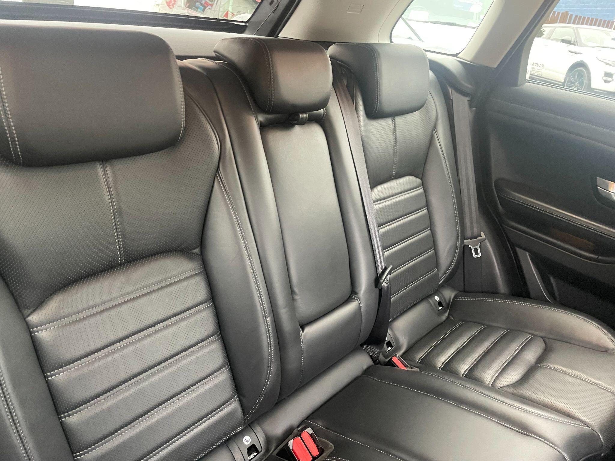 Land Rover Range Rover Evoque view 16